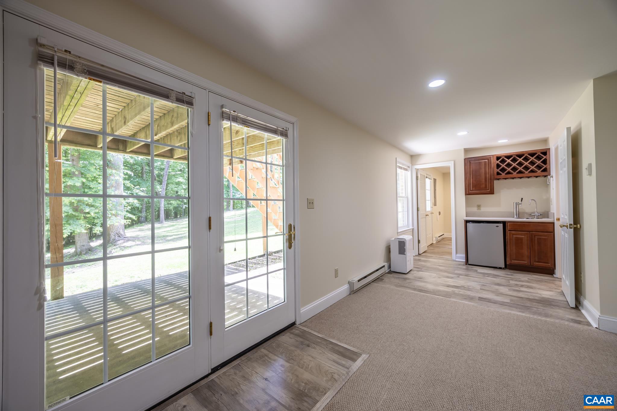 3221 POPLAR RIDGE RD