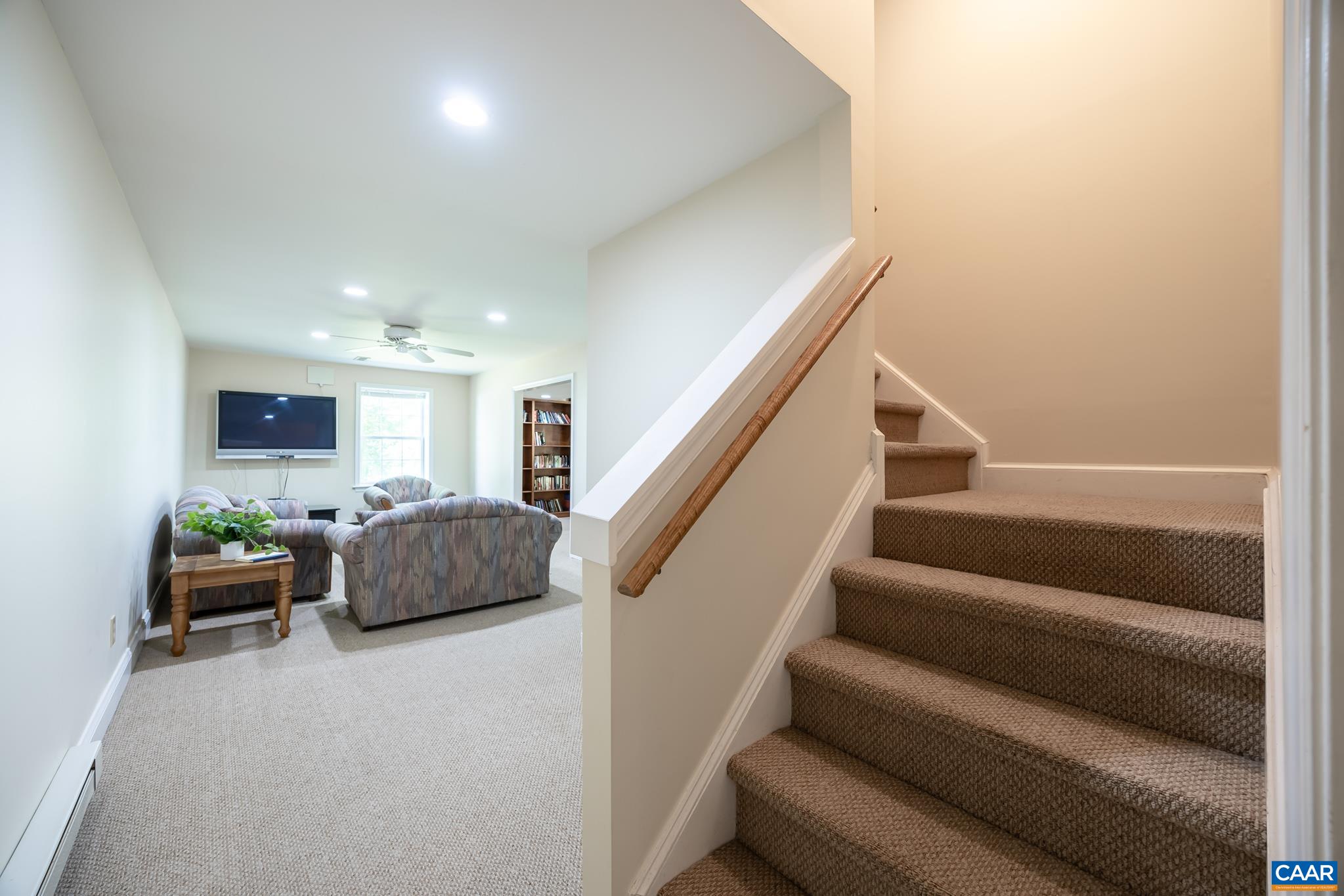 3221 POPLAR RIDGE RD