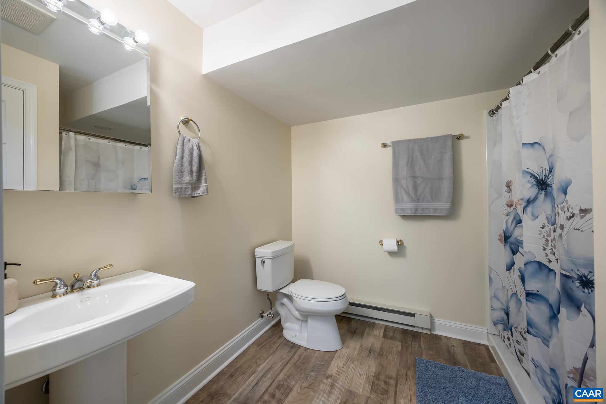 3221 POPLAR RIDGE RD