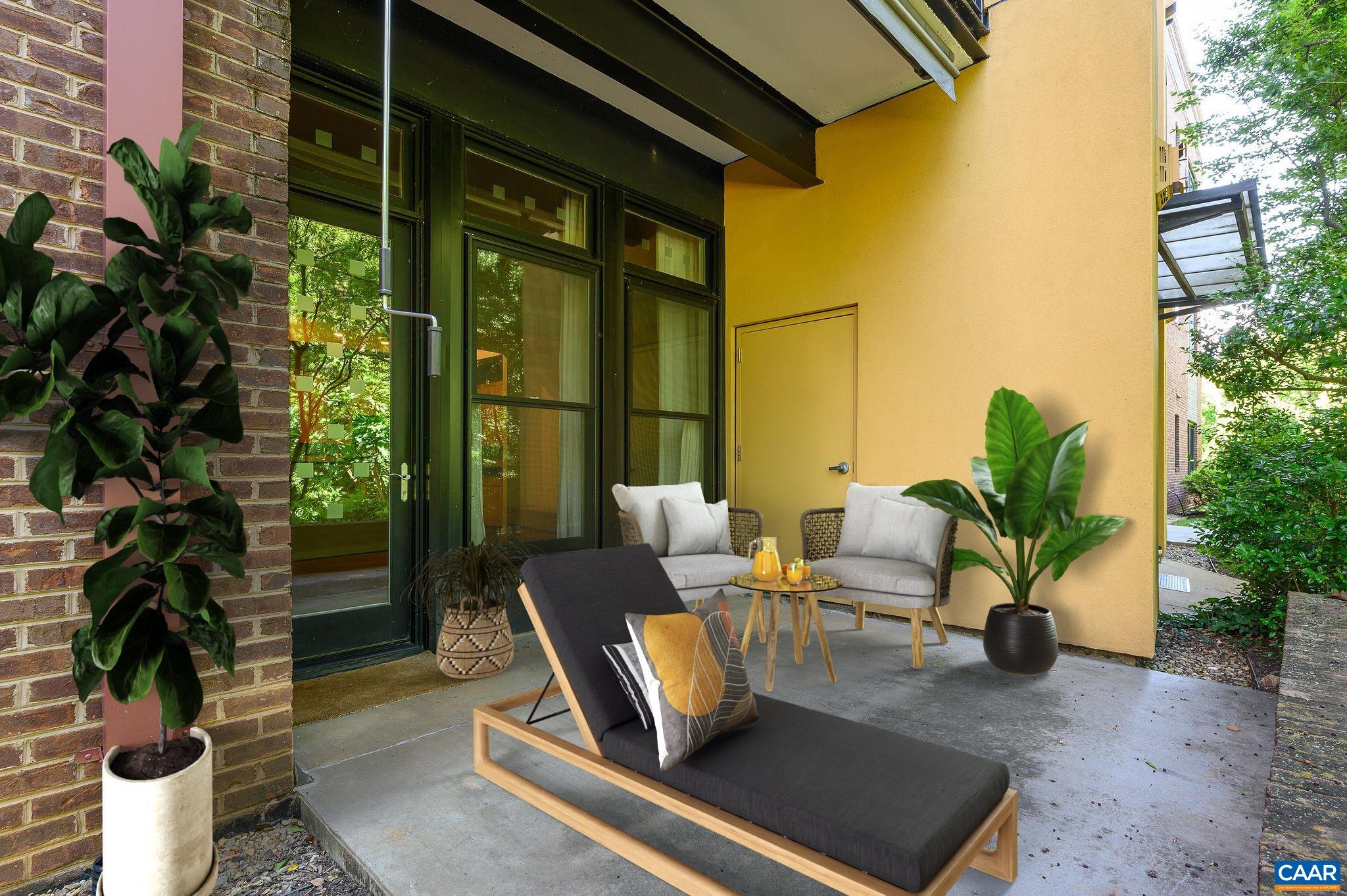 200 DOUGLAS AVE Unit: 1E