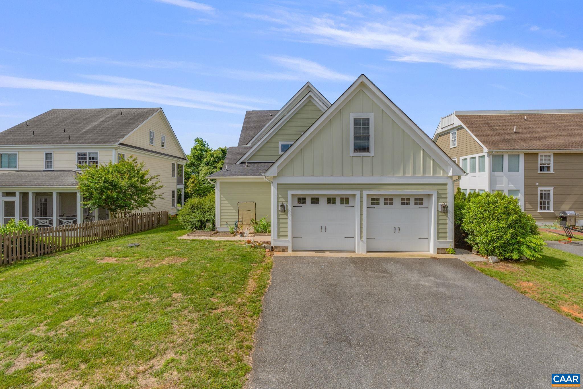 5123 BROOK VIEW RD