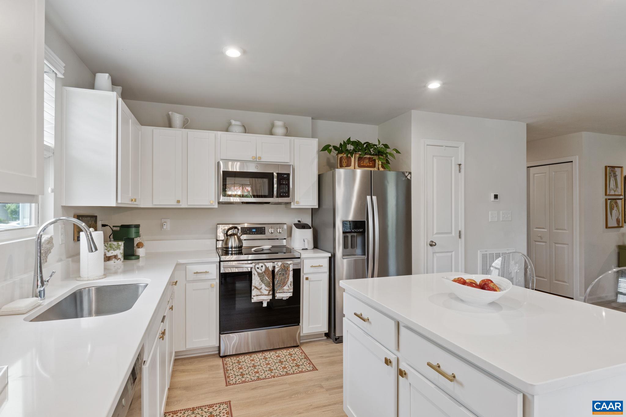 46 NORFORD DR