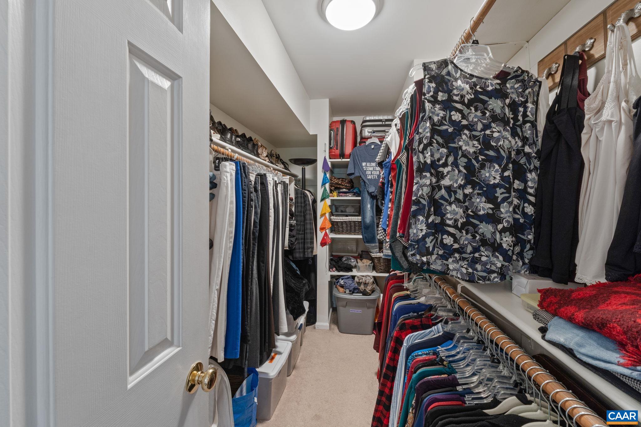 4817 GRASSY KNOLL LN