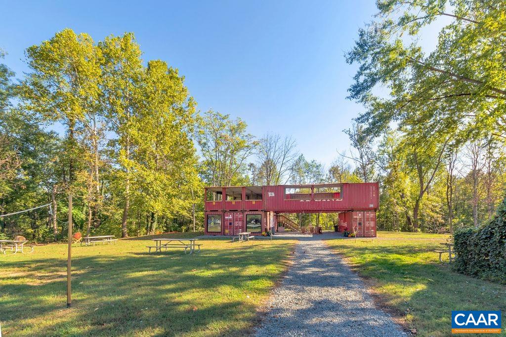 4817 GRASSY KNOLL LN