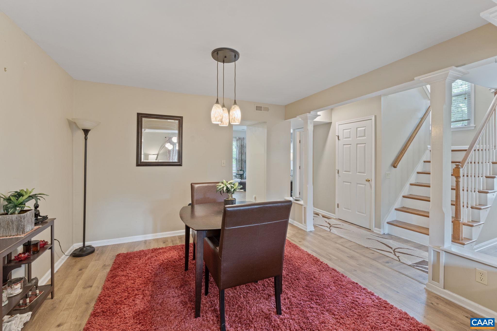 4817 GRASSY KNOLL LN