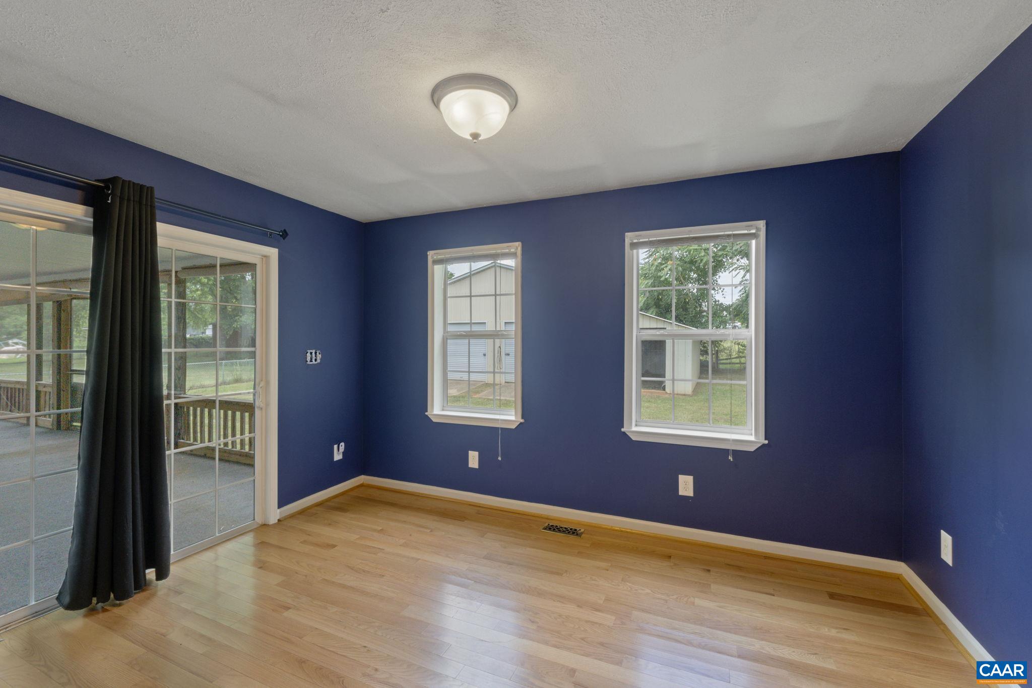 304 CORDELIA DR