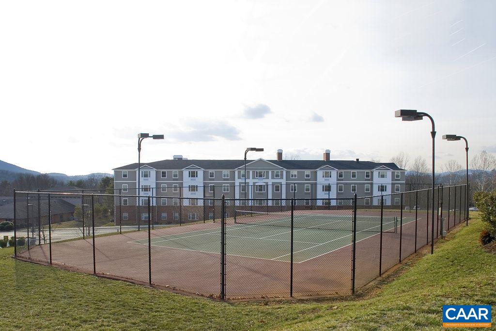 1035 WEYBRIDGE CT Unit: 205