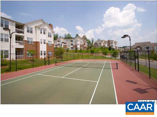 1015 WEYBRIDGE CT Unit: 305