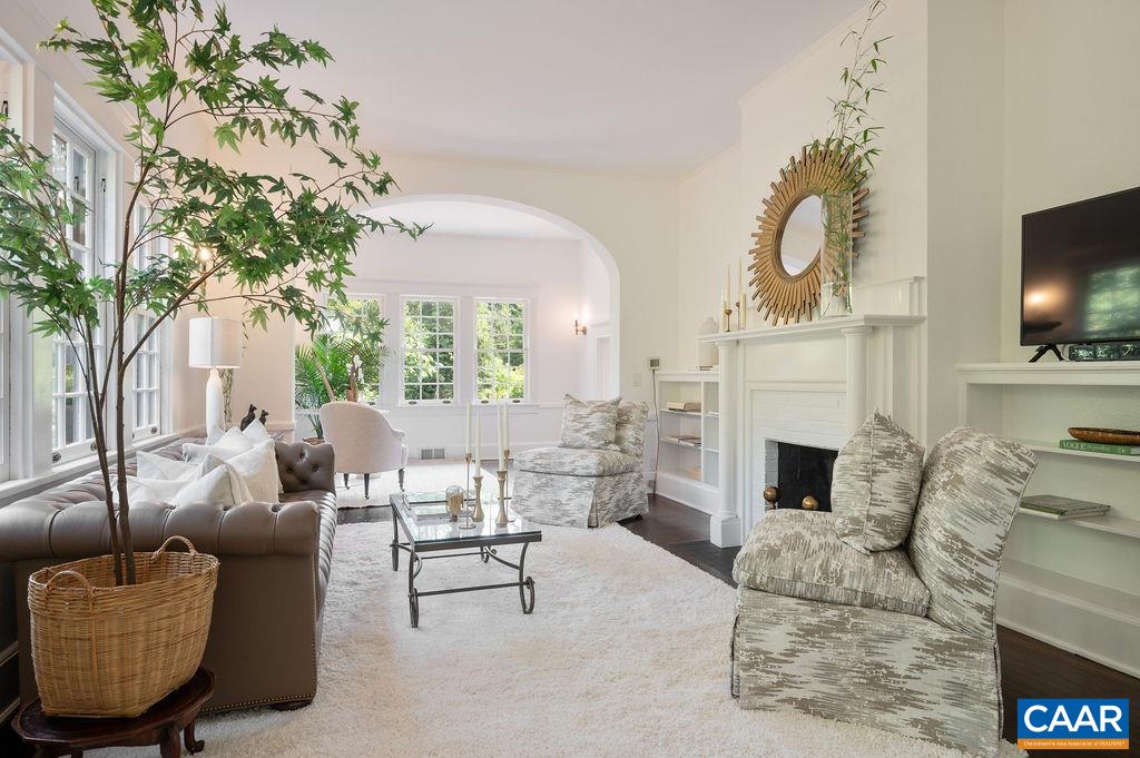 1708 JEFFERSON PARK AVE