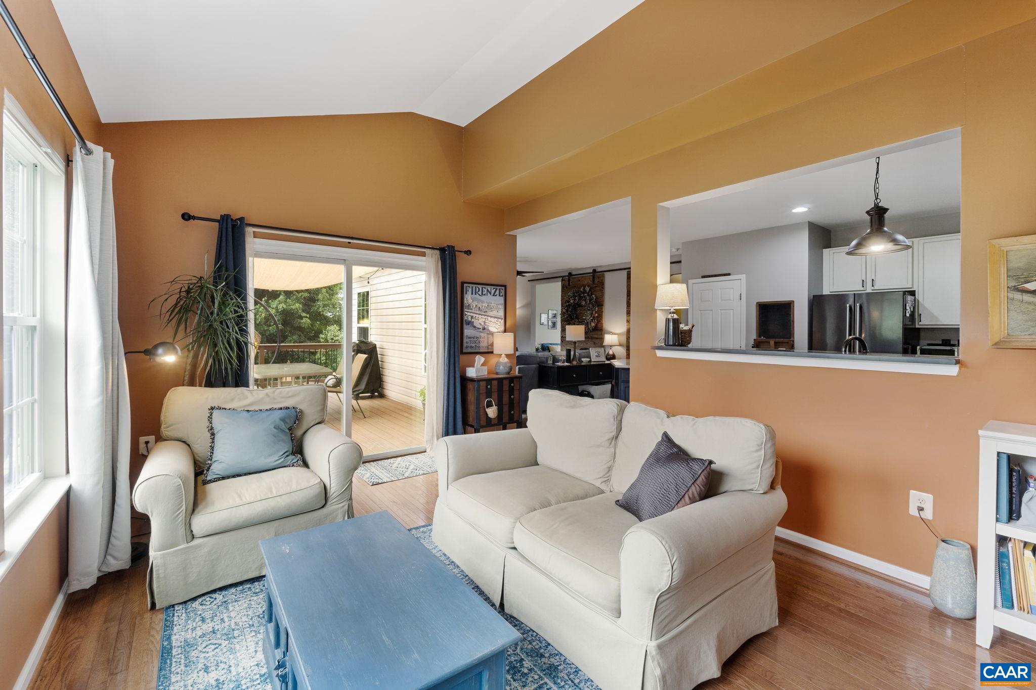 263 HOLLY HILL DR