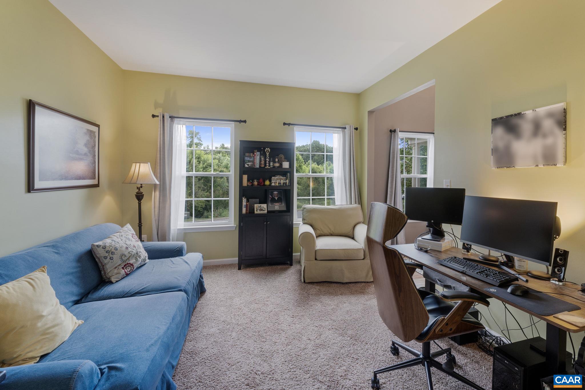 263 HOLLY HILL DR