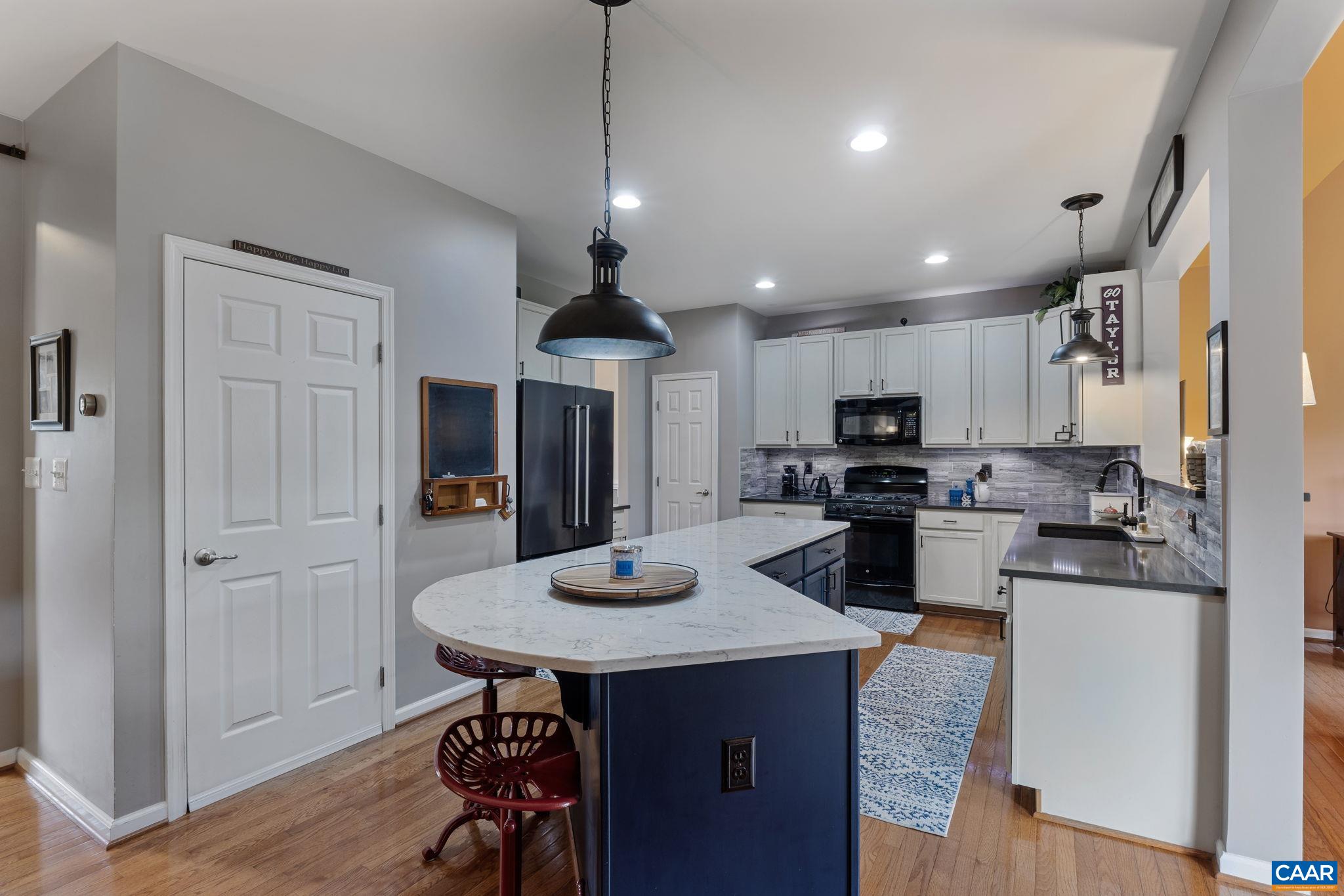 263 HOLLY HILL DR