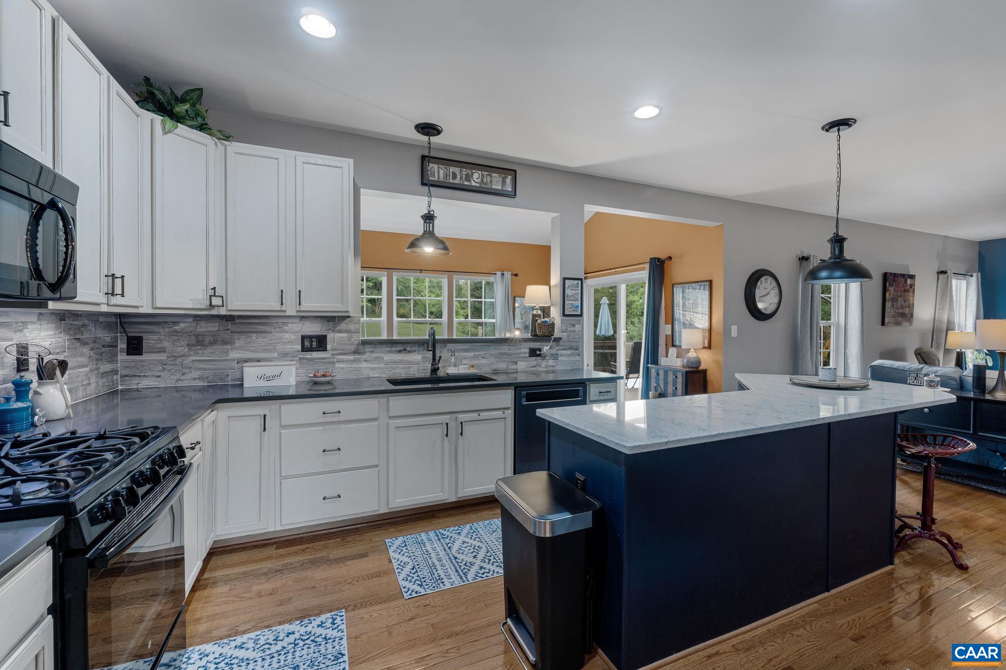 263 HOLLY HILL DR