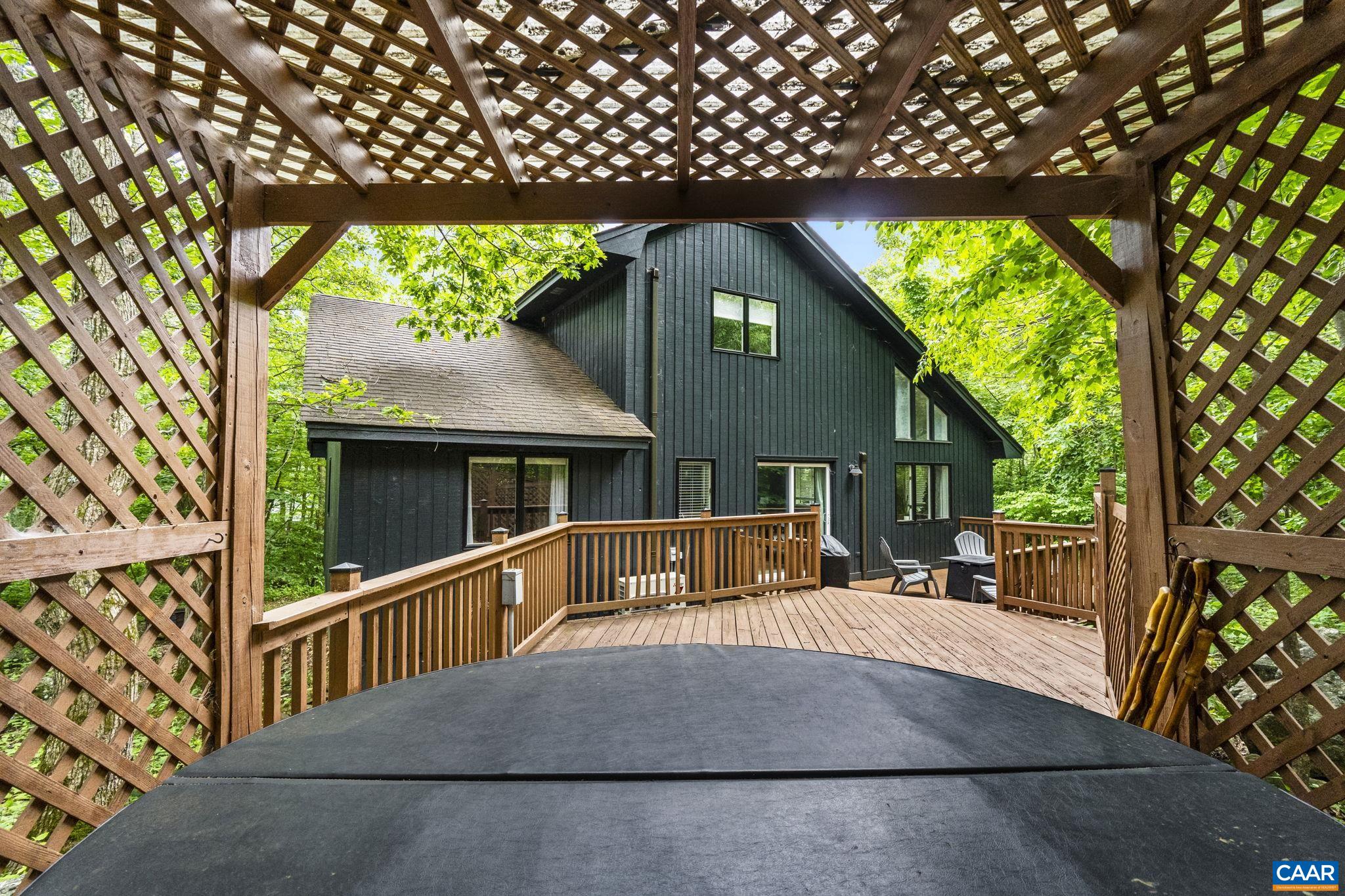 153 GUMTREE DR