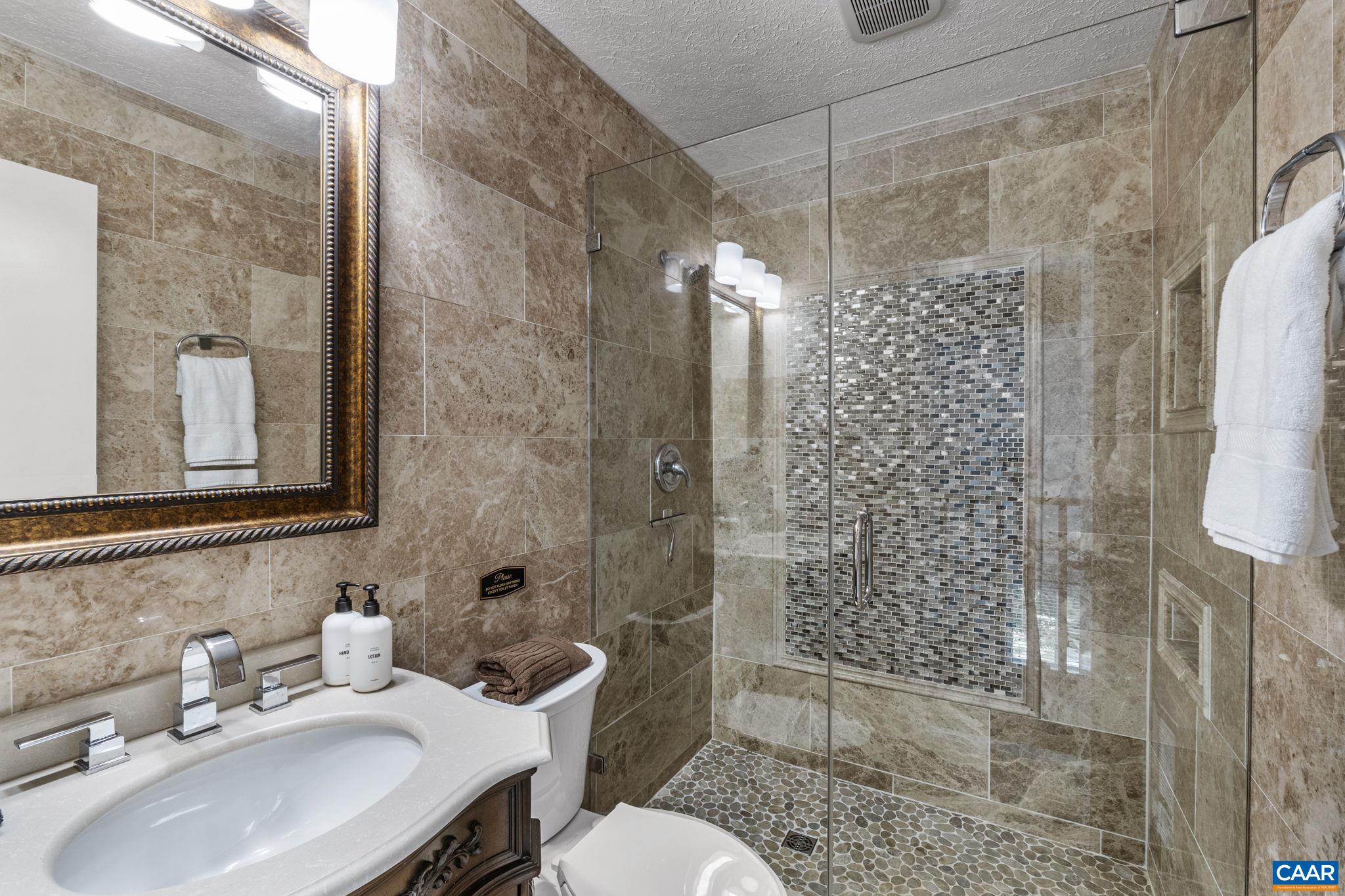 153 GUMTREE DR