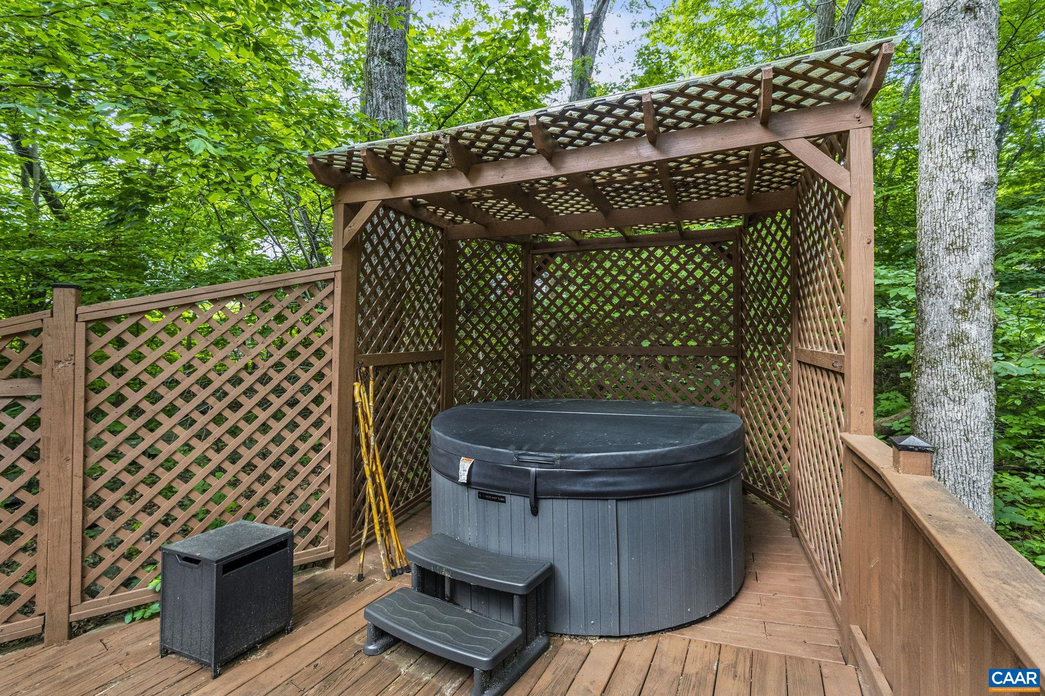 153 GUMTREE DR