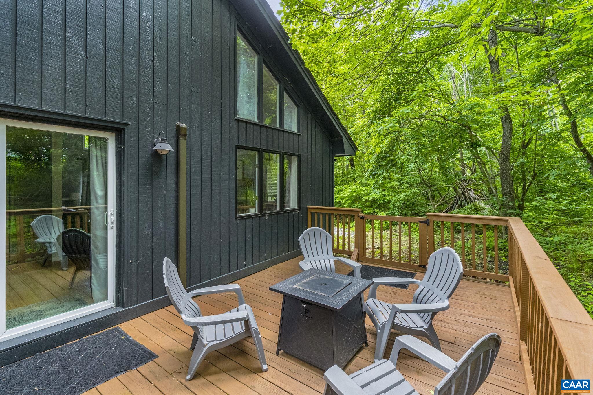 153 GUMTREE DR