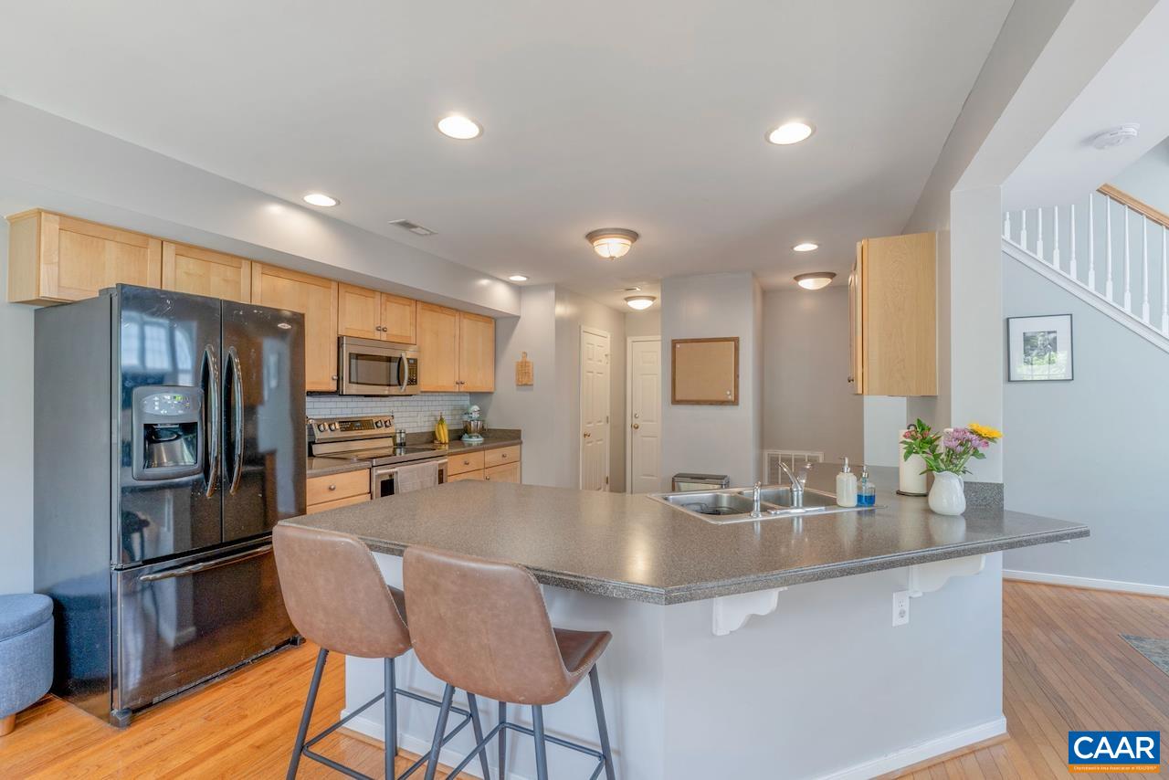 1310 COURTYARD DR