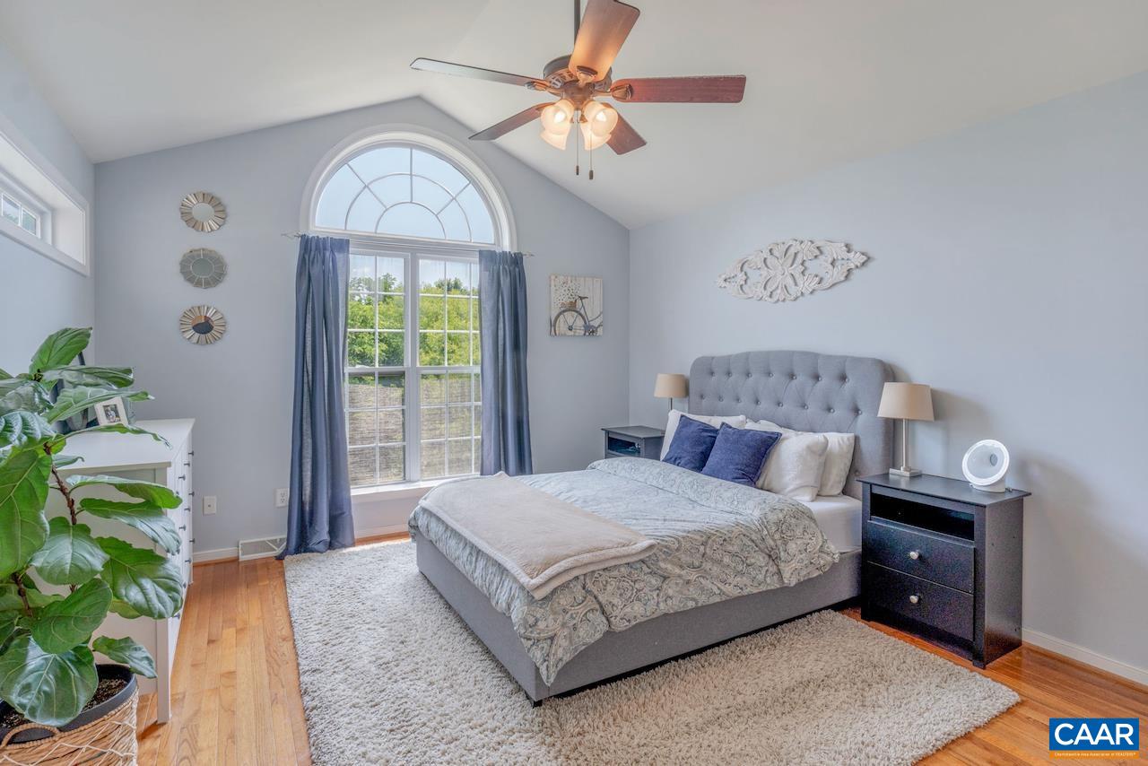 1310 COURTYARD DR