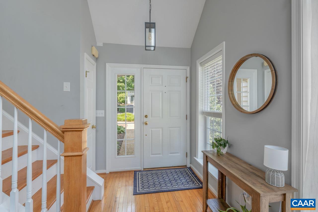 1310 COURTYARD DR