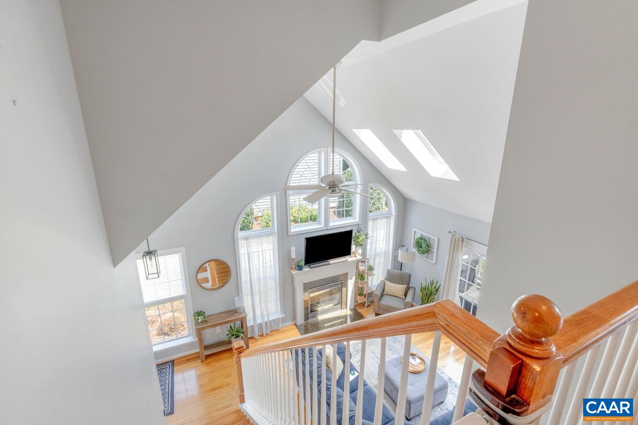 1310 COURTYARD DR