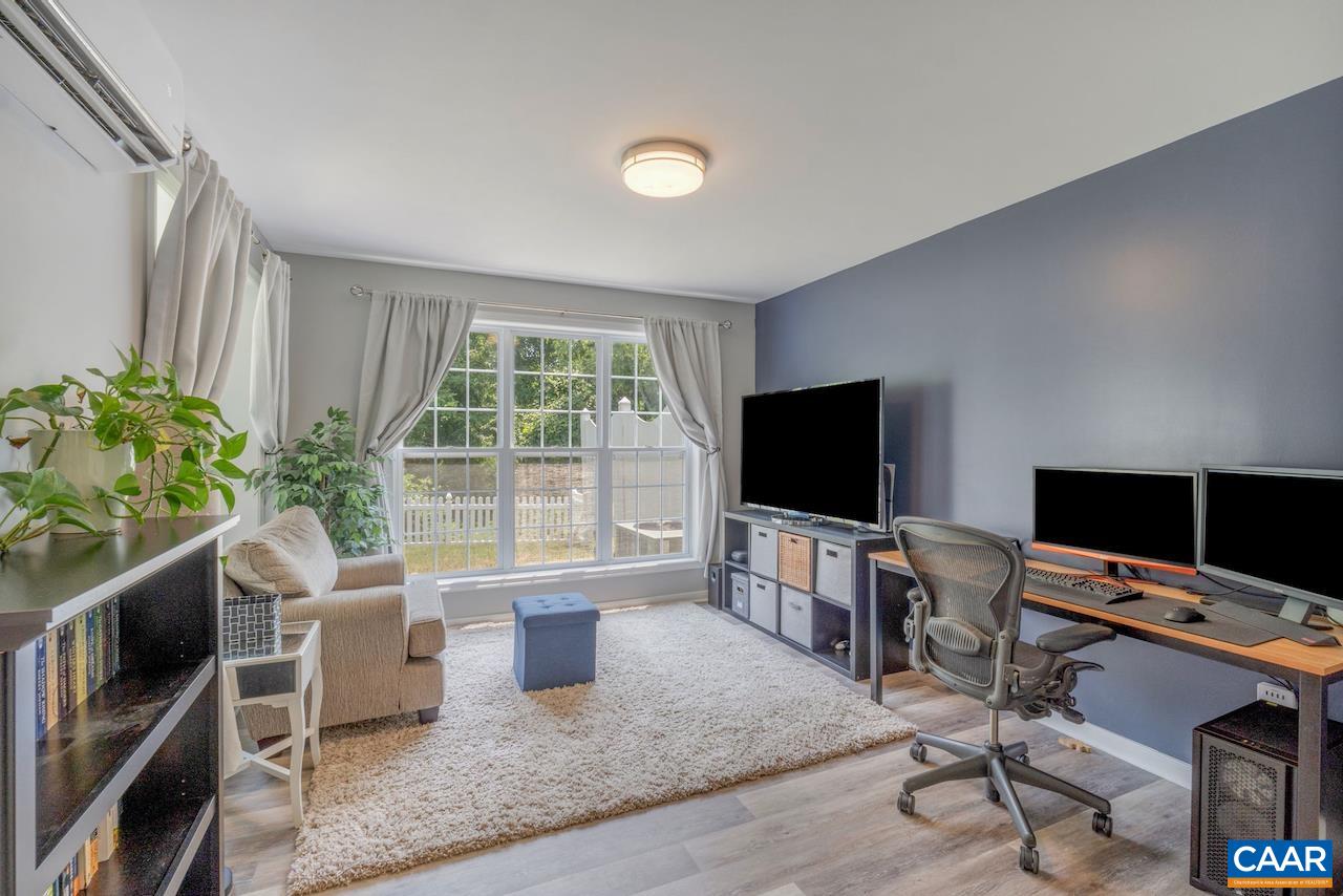 1310 COURTYARD DR