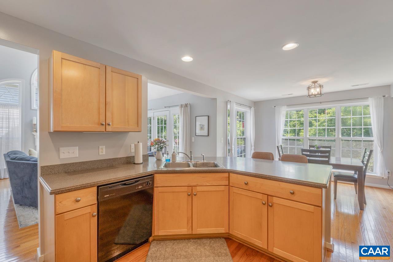1310 COURTYARD DR