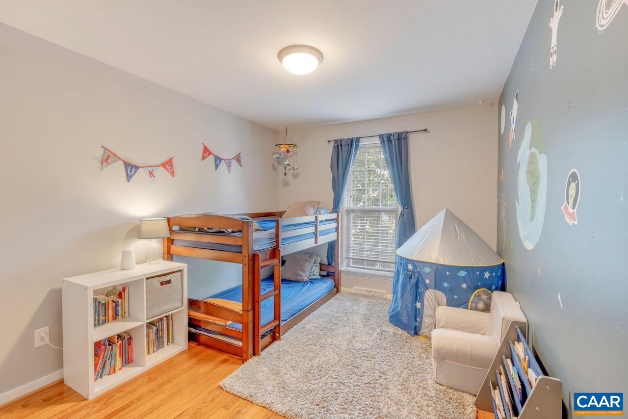 1310 COURTYARD DR