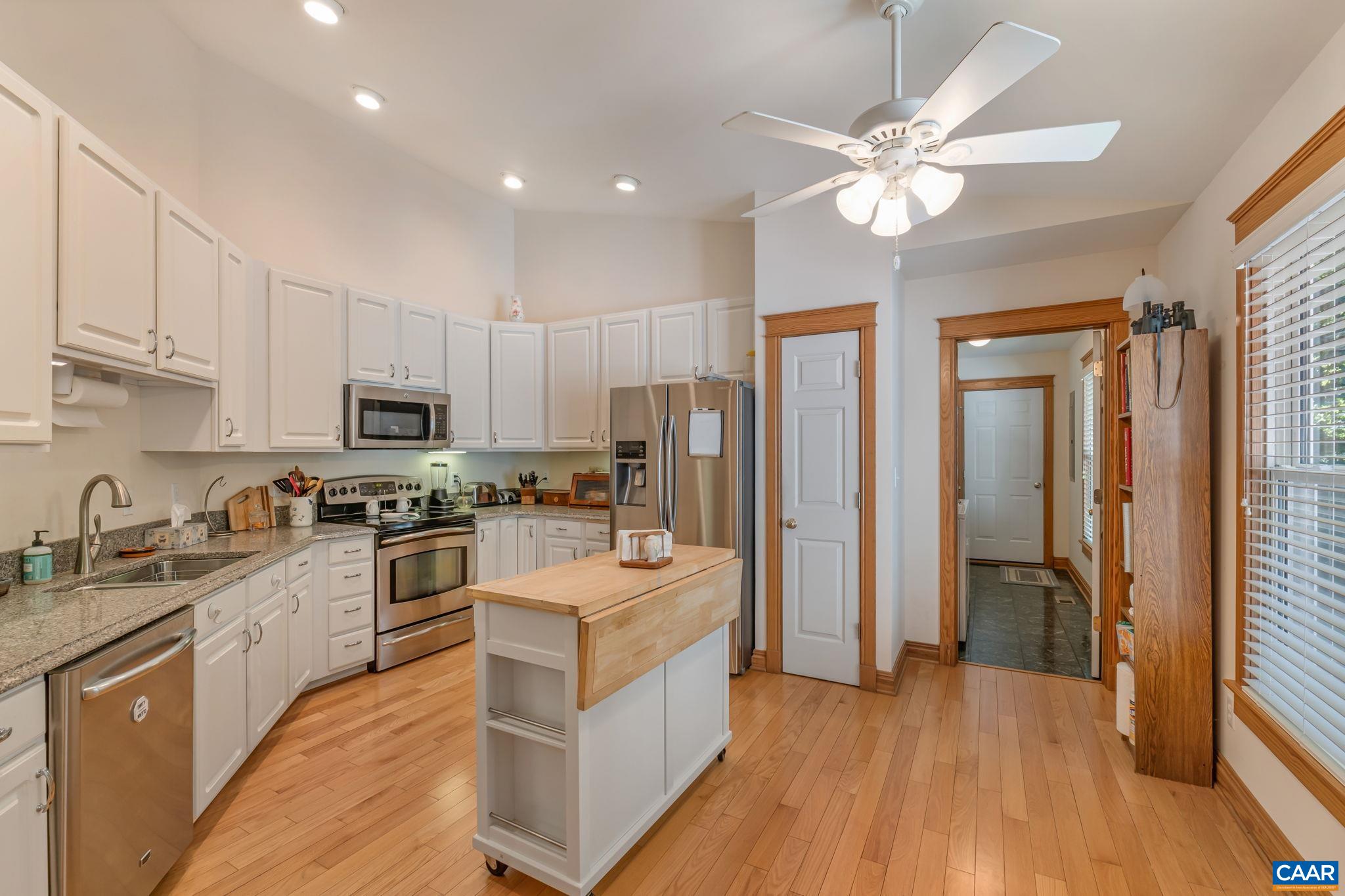 4 ASHTON RD
