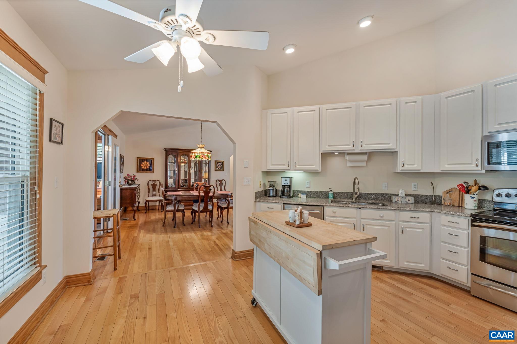 4 ASHTON RD