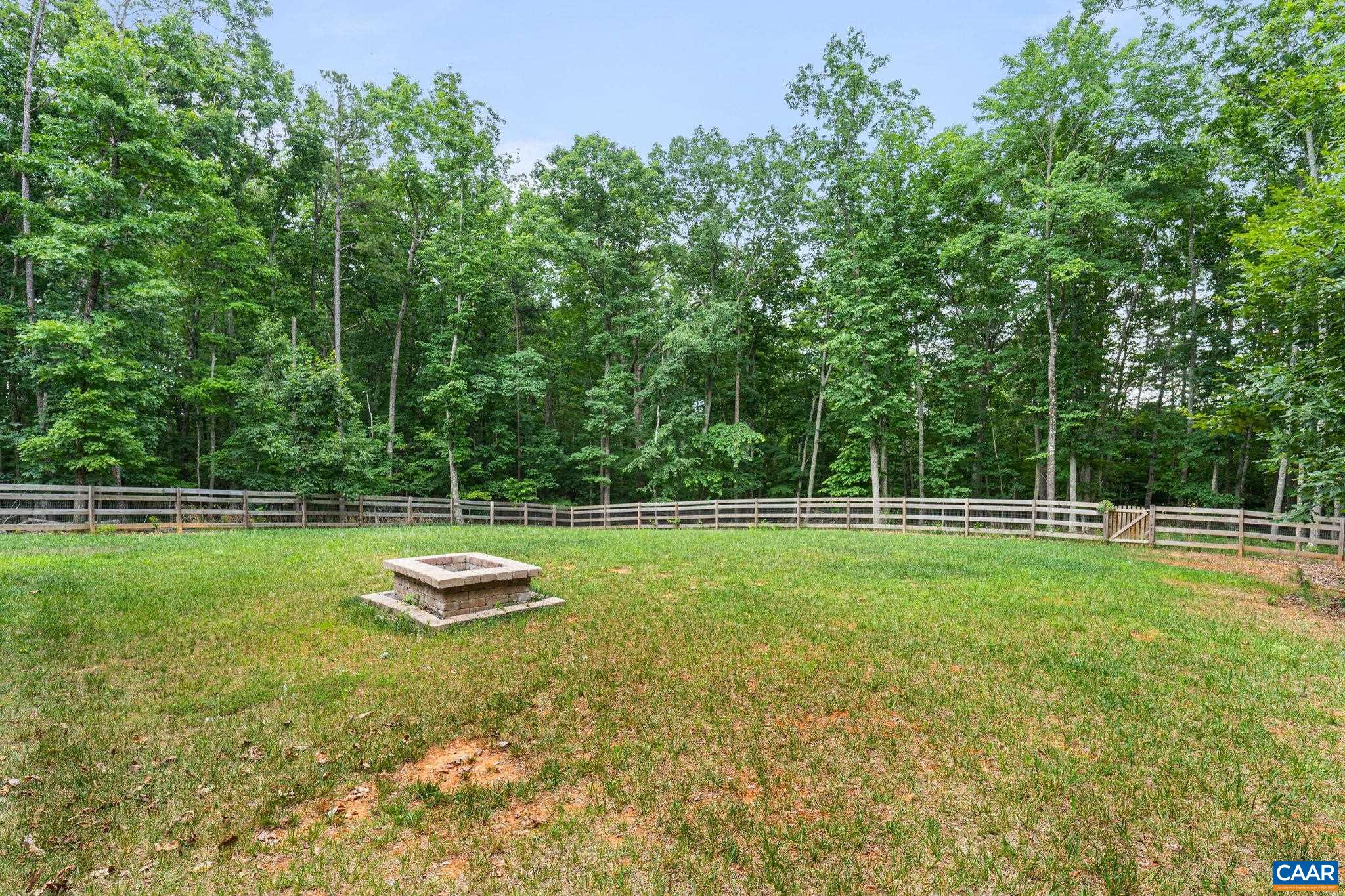 2160 UNION MILLS RD