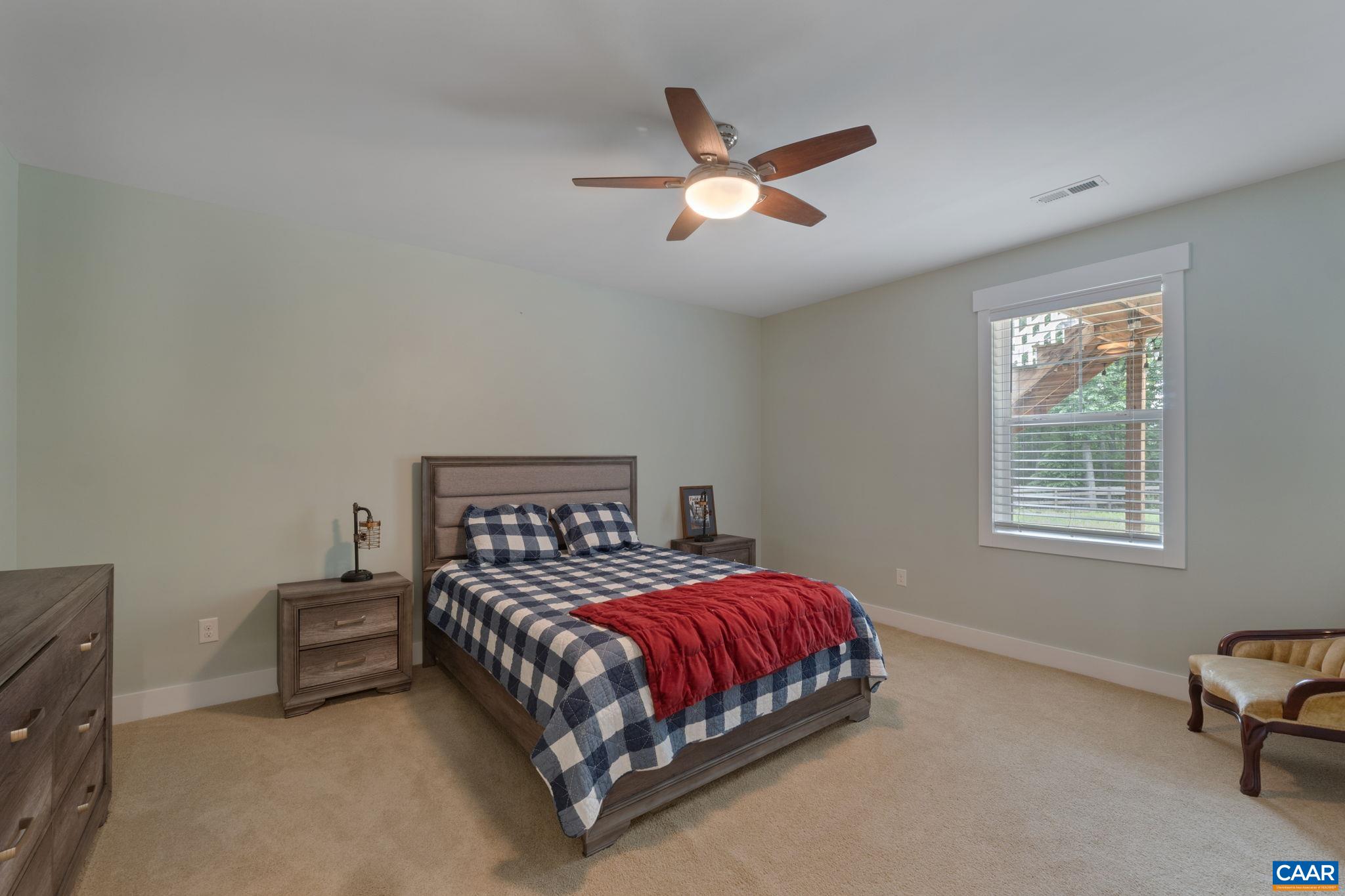 2160 UNION MILLS RD
