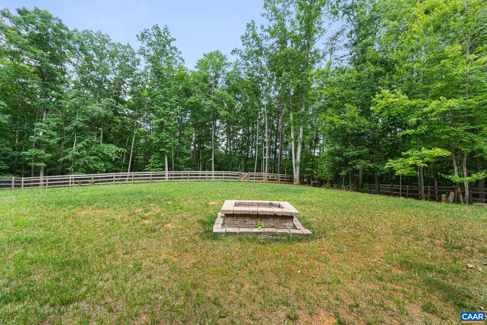 2160 UNION MILLS RD