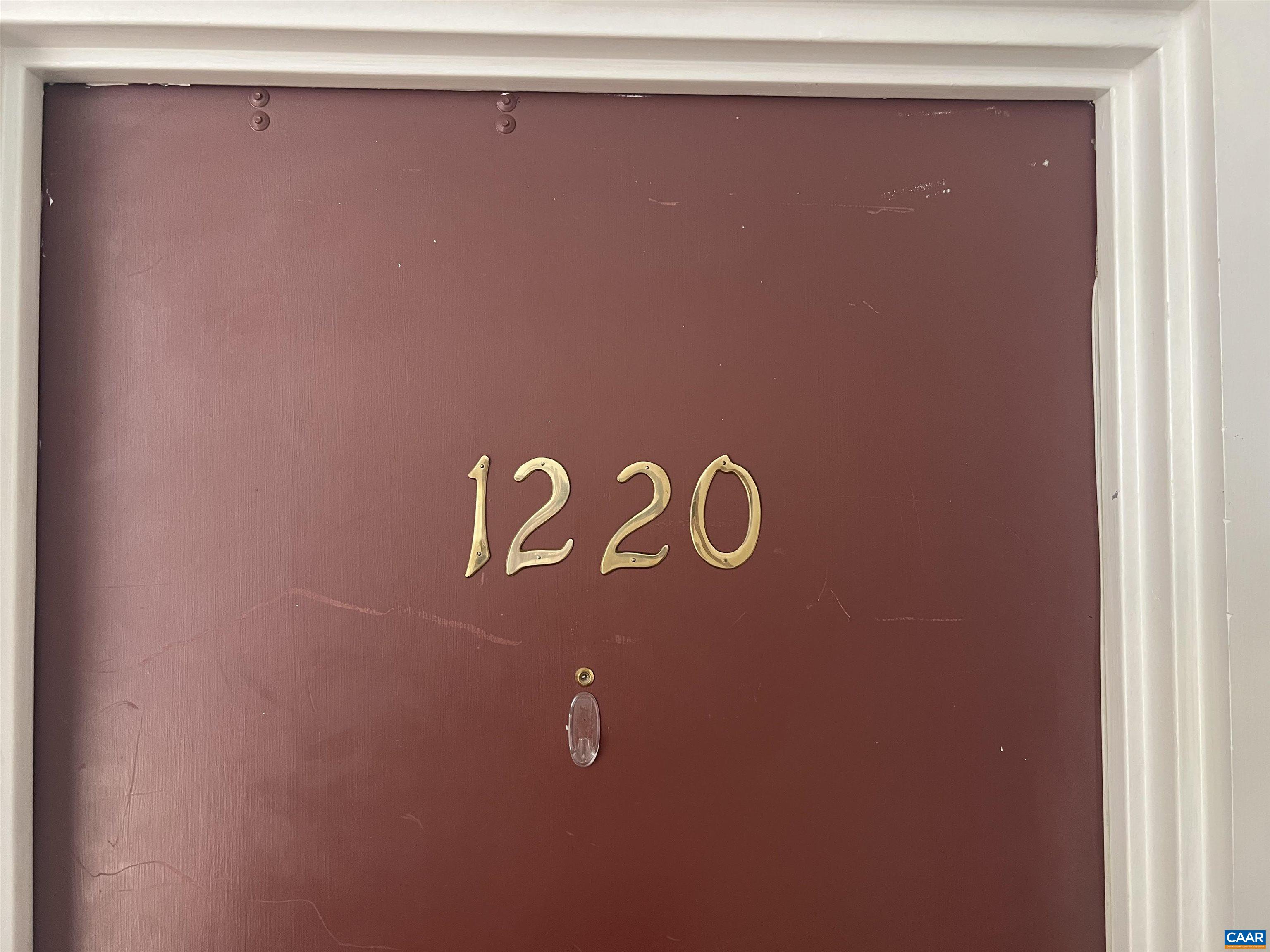 1220 CLIFDEN GREENE