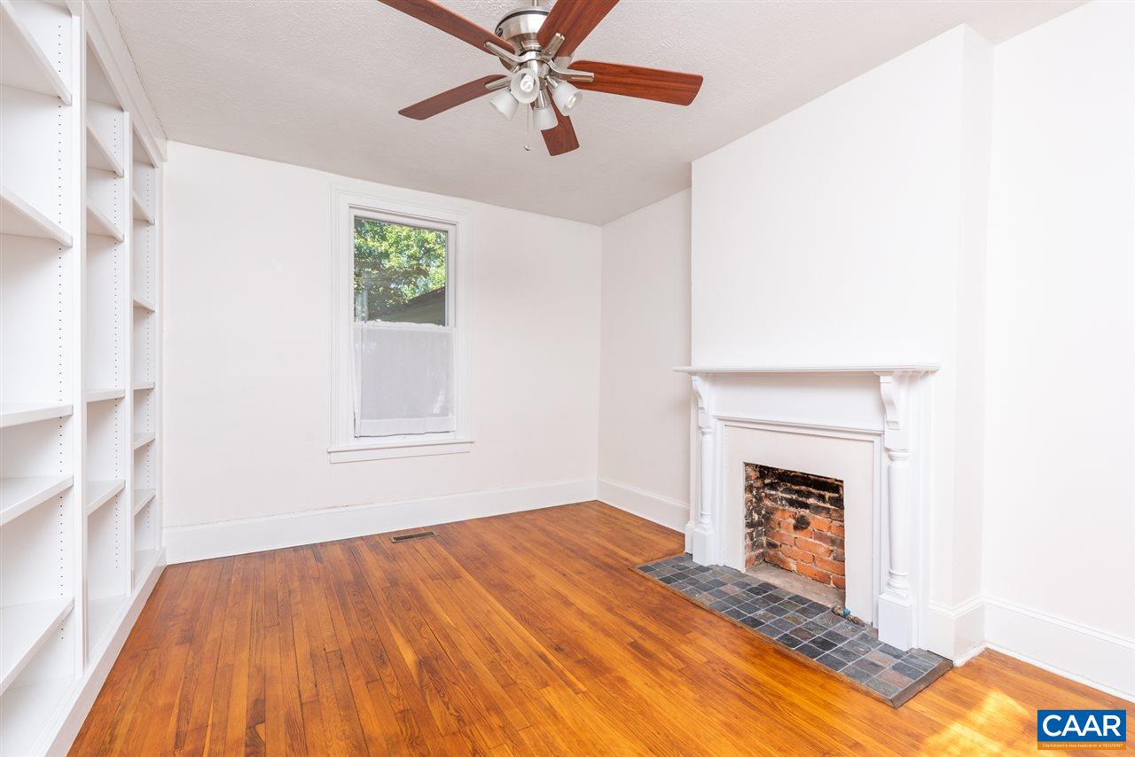 701 RIDGE ST