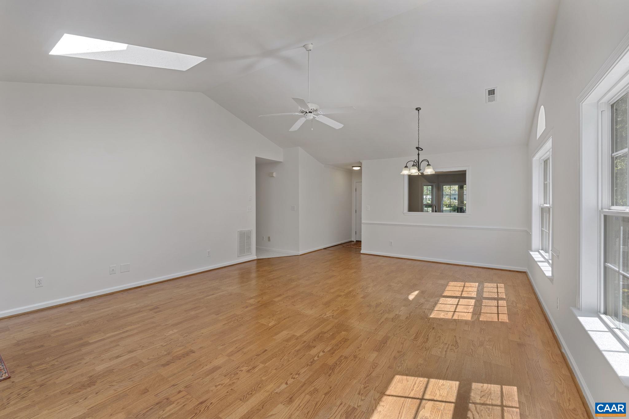 298 NORTHRIDGE RD