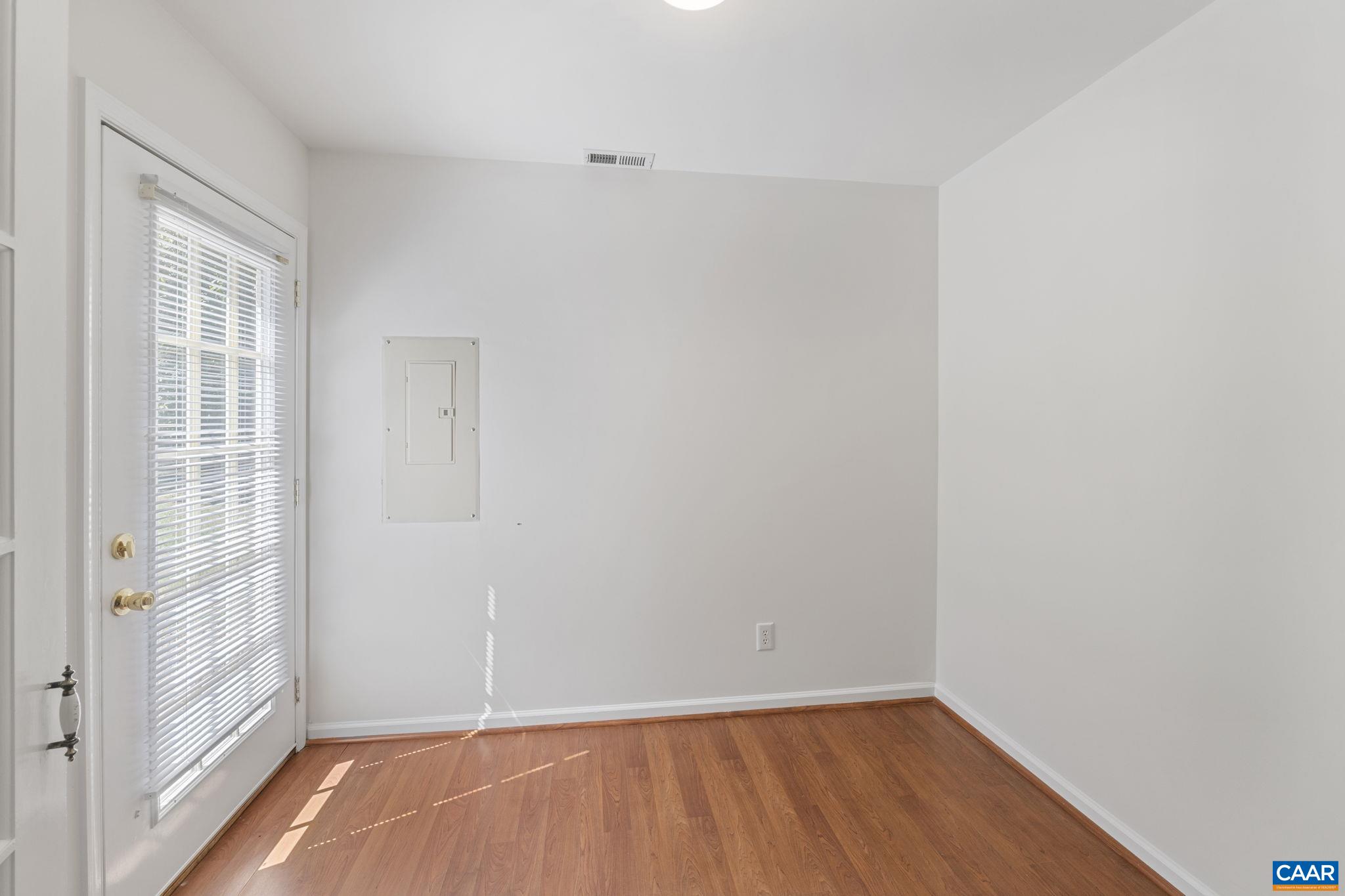 298 NORTHRIDGE RD