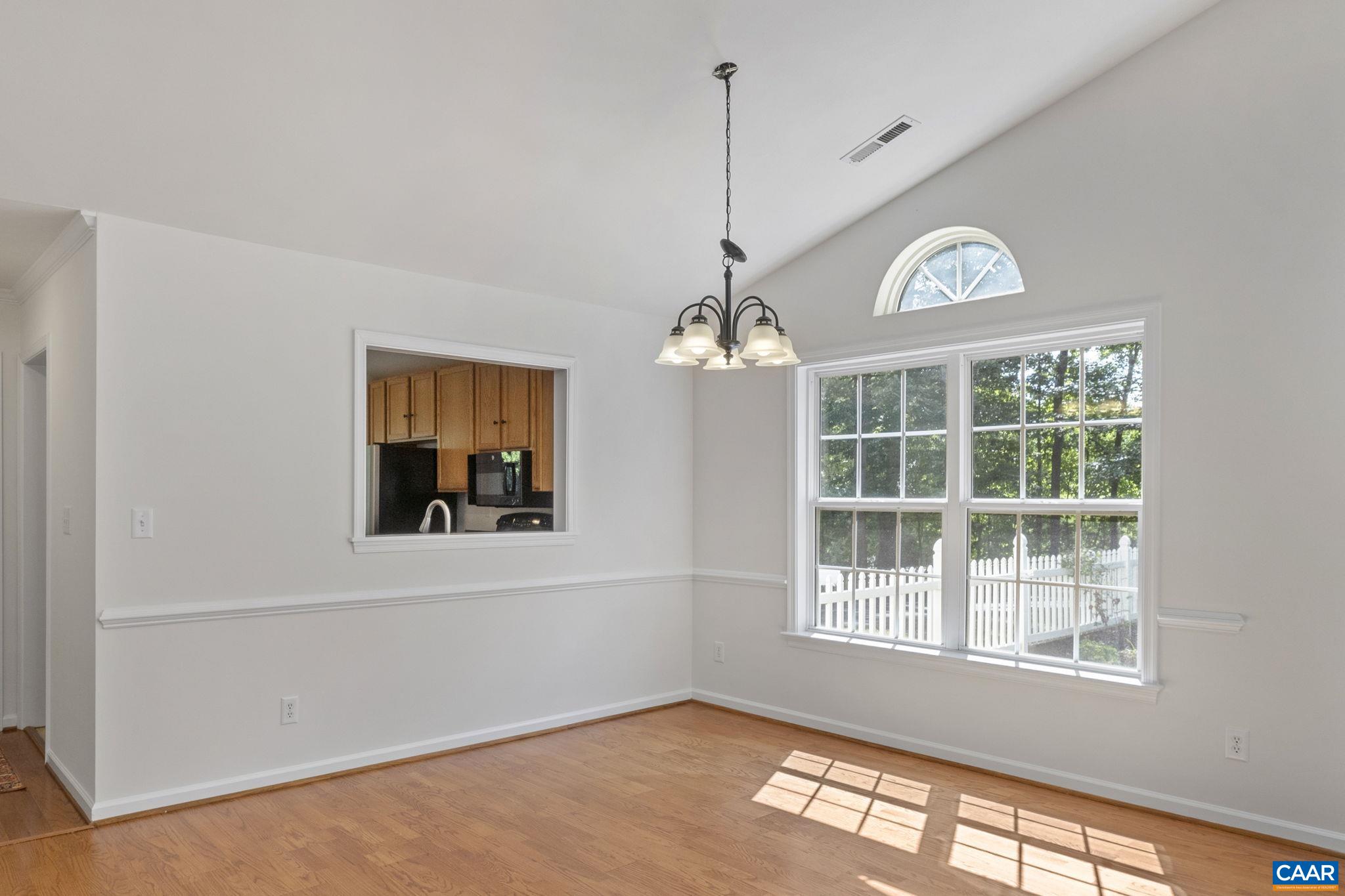298 NORTHRIDGE RD