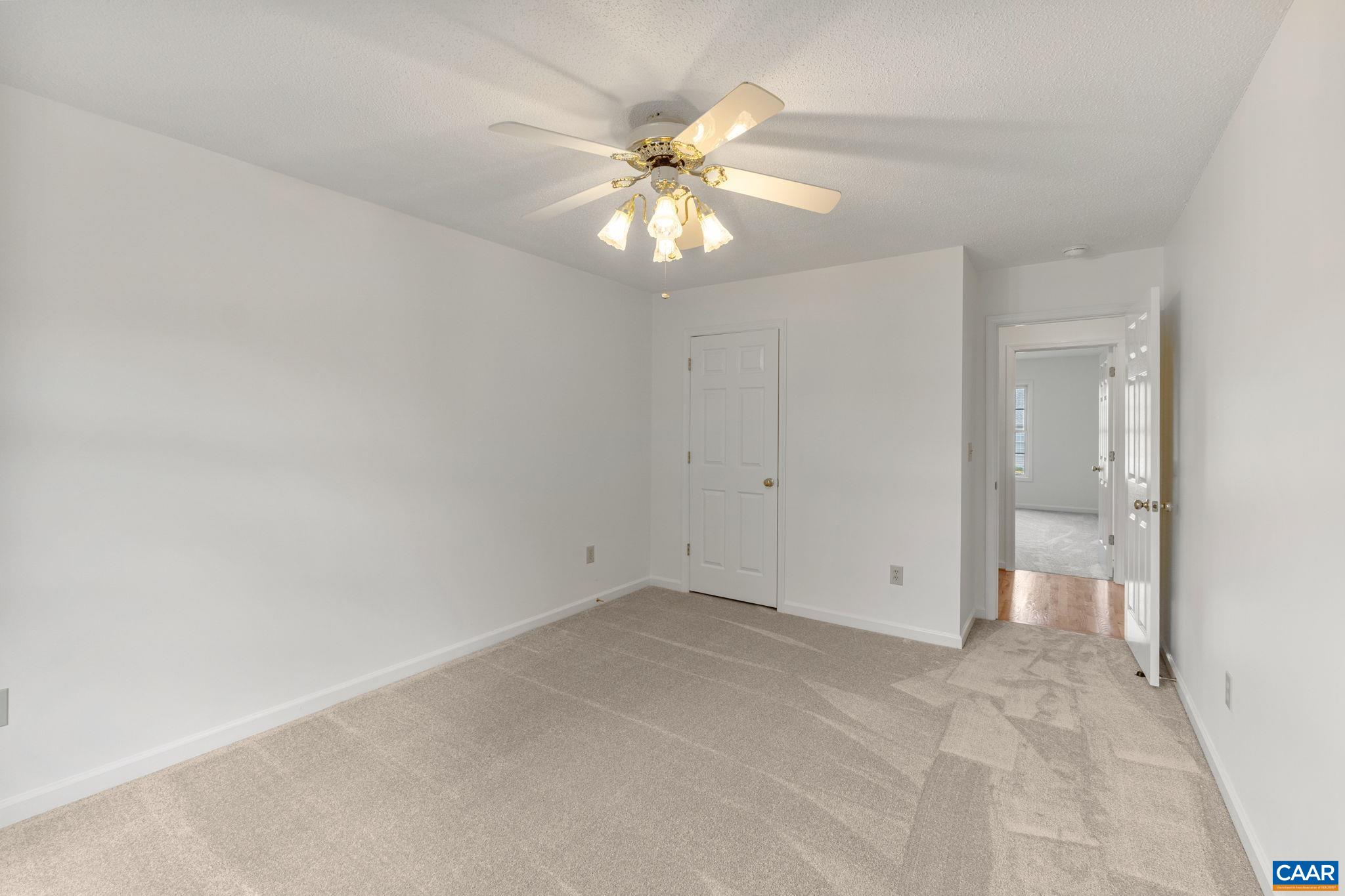 25 ENCHANTED VIEW CIR