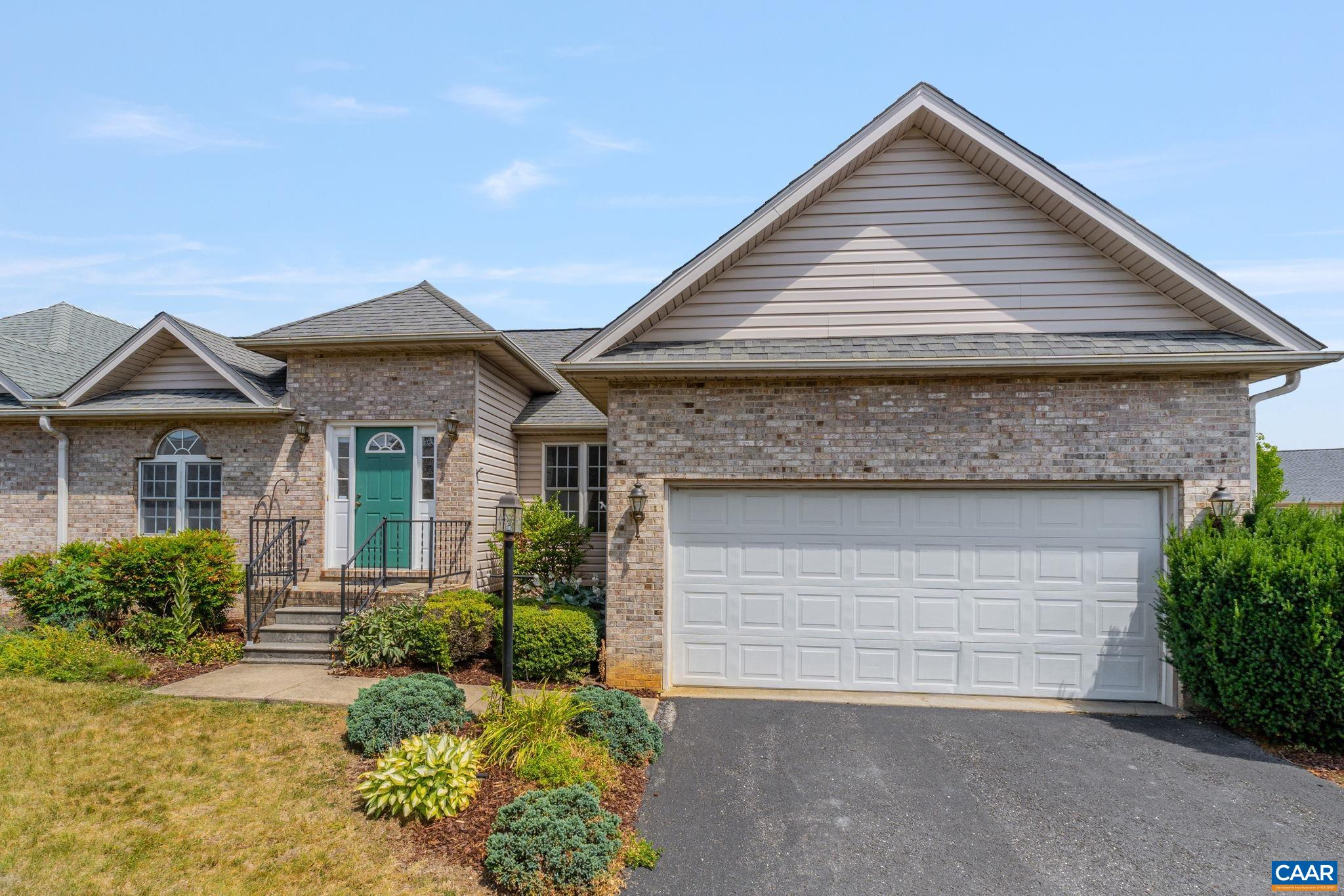 25 ENCHANTED VIEW CIR