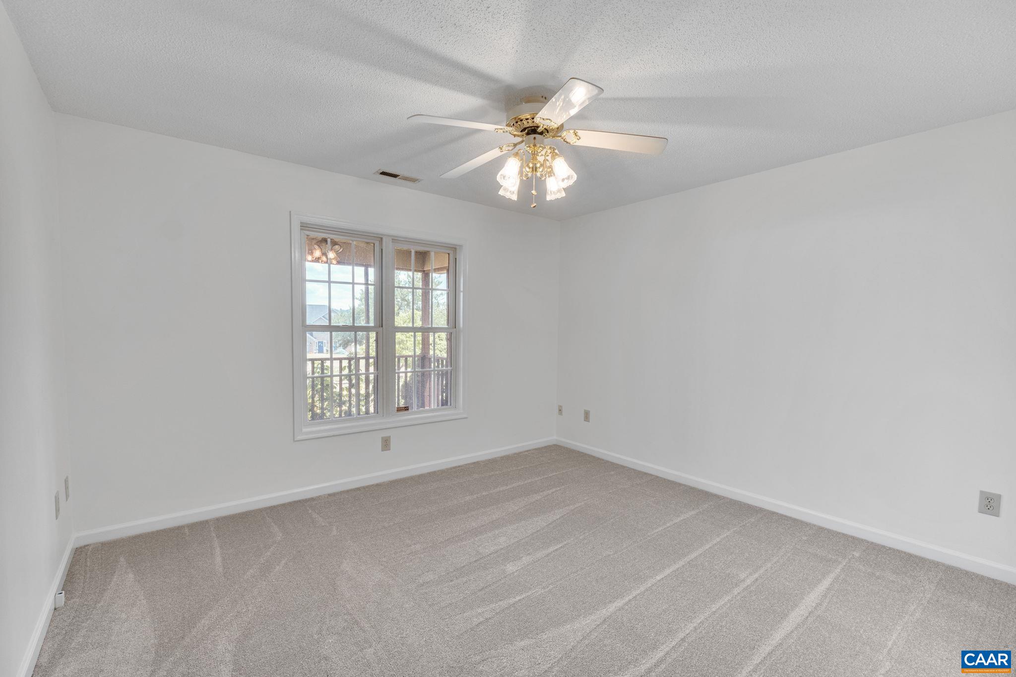 25 ENCHANTED VIEW CIR