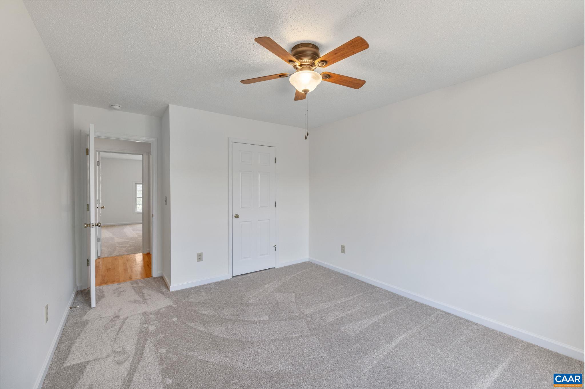 25 ENCHANTED VIEW CIR