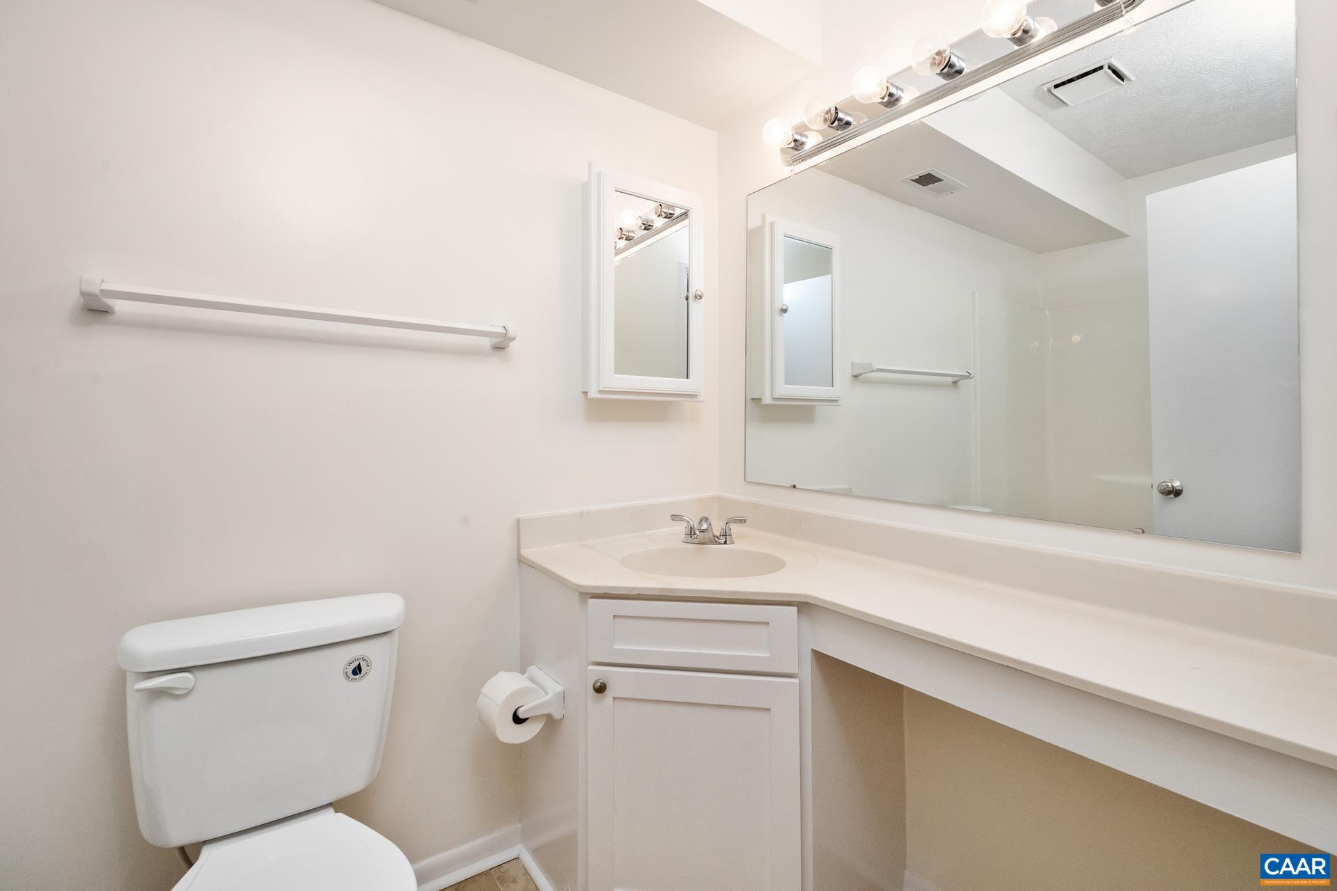 116 TURTLE CREEK RD Unit: 11