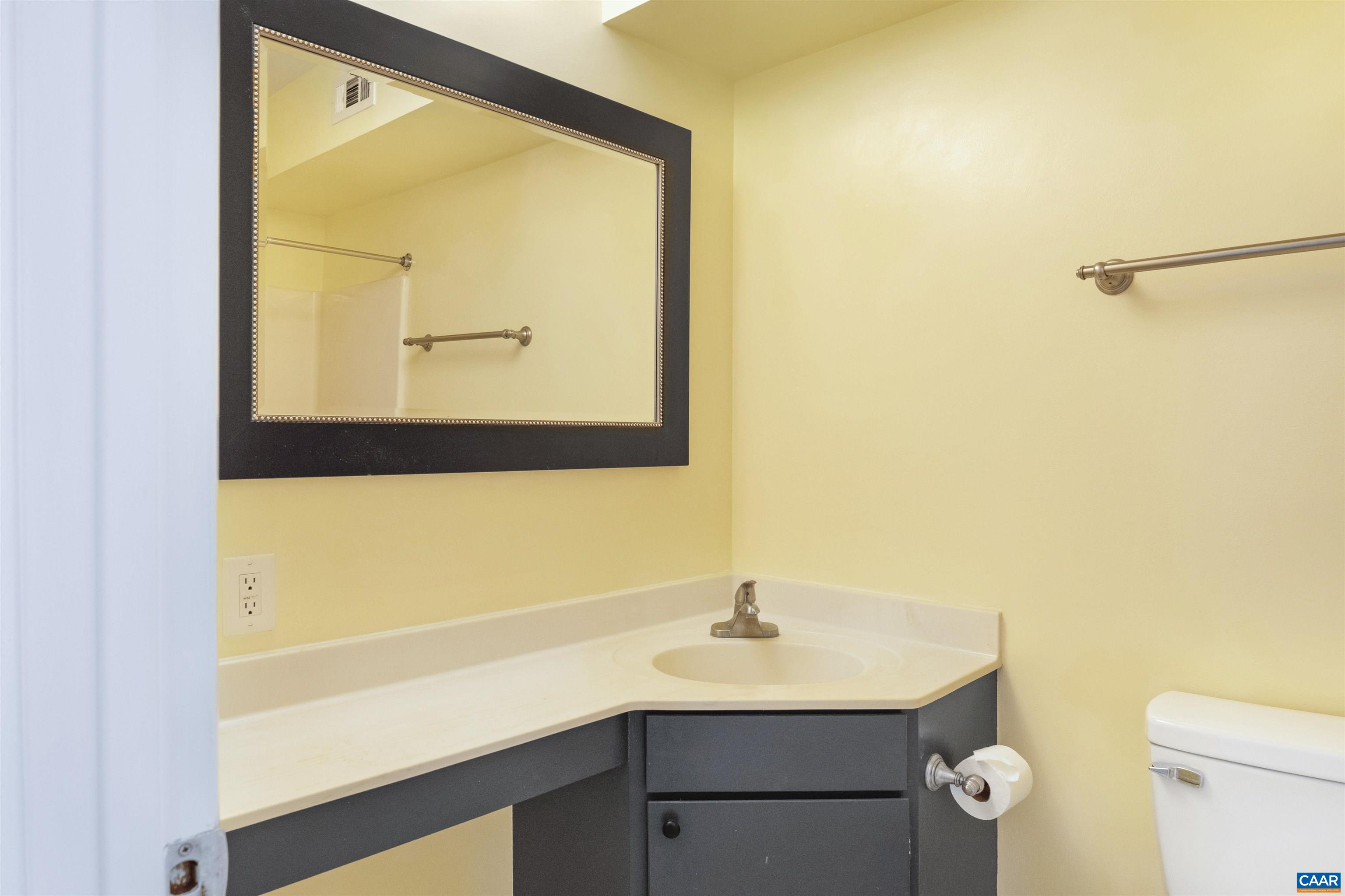 127 TURTLE CREEK RD Unit: 12