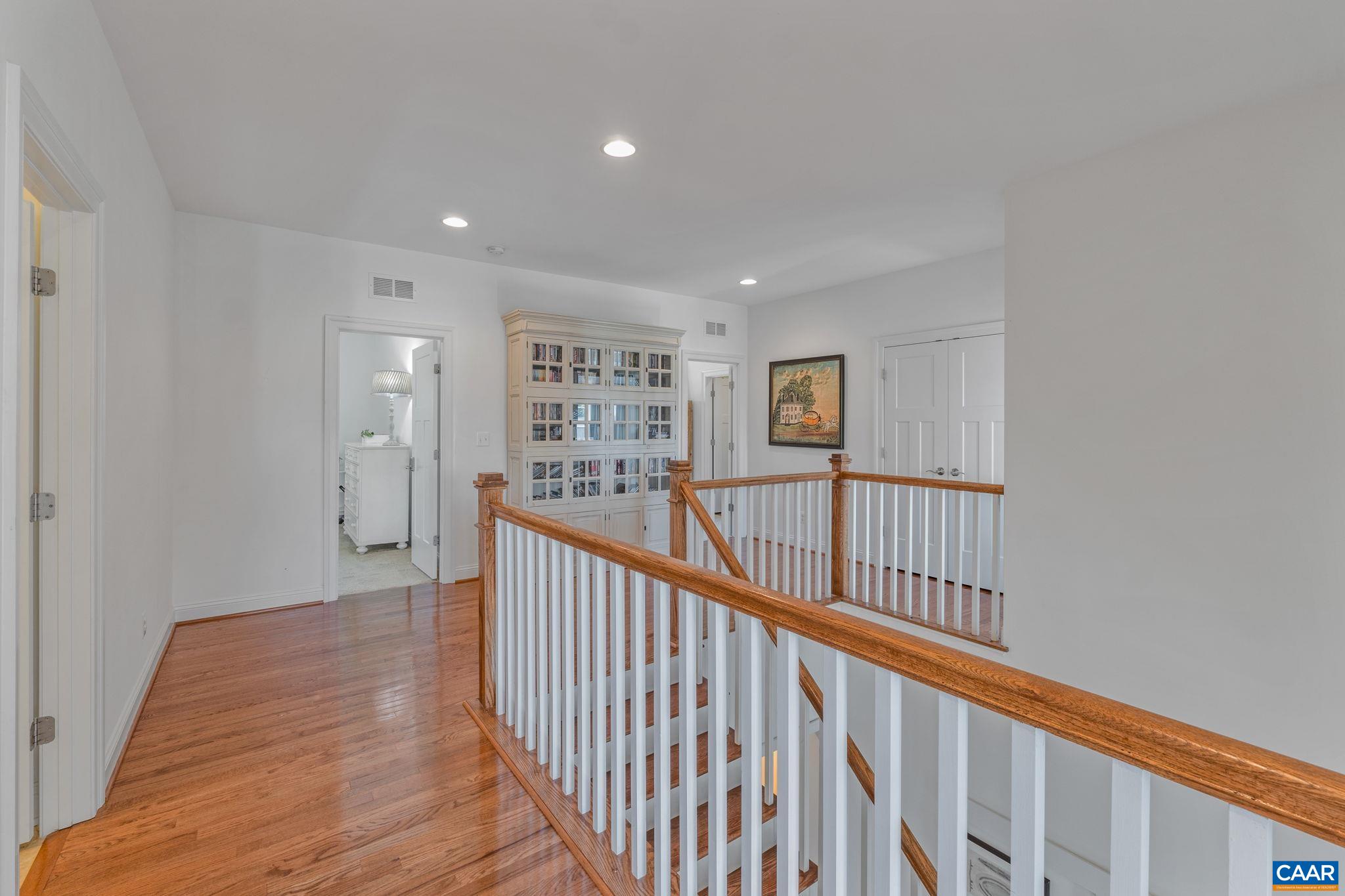 2616 LAVACA CT