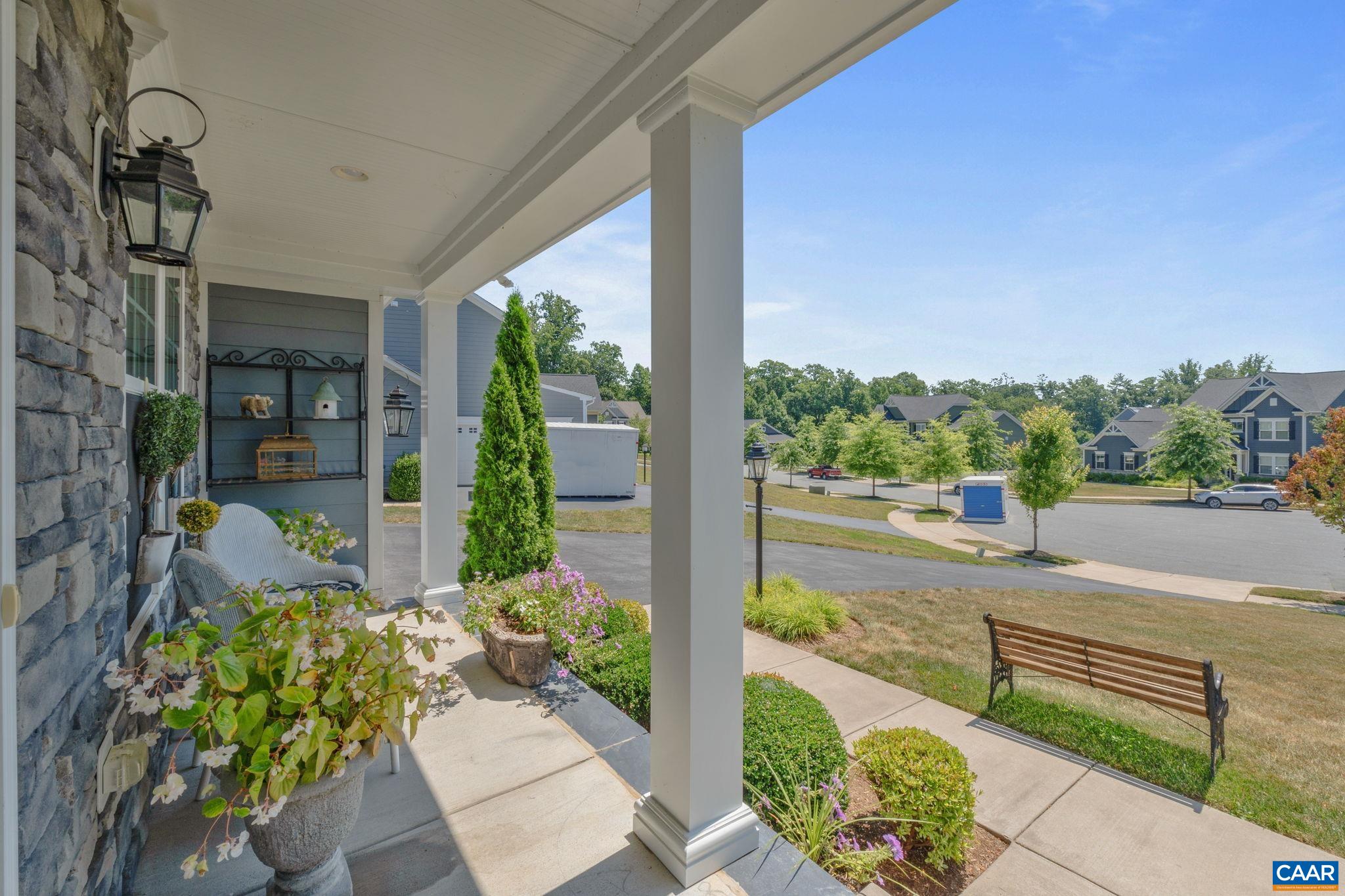 2616 LAVACA CT