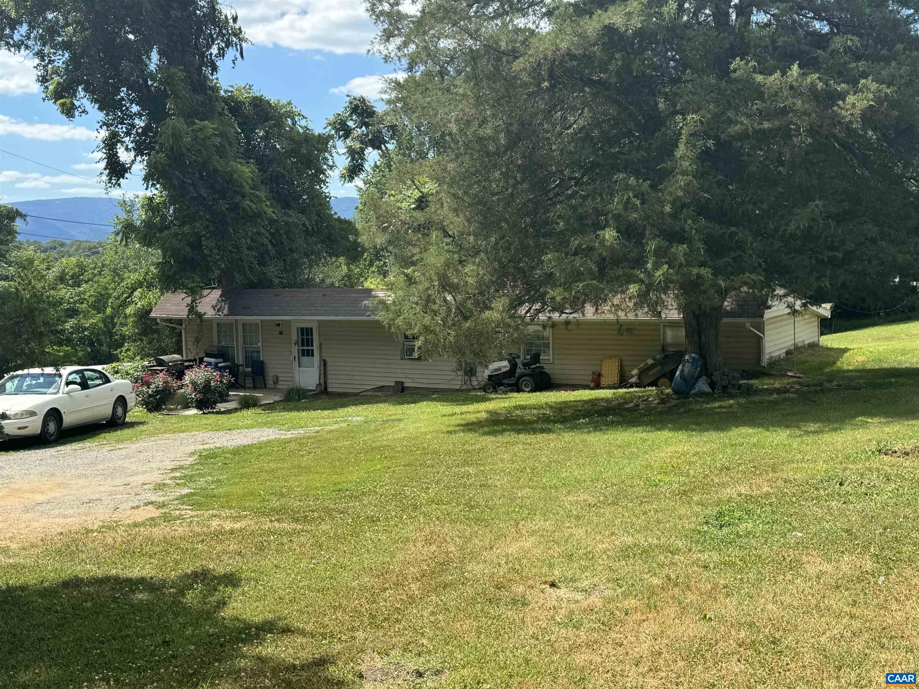 146 EARTH WAY DR