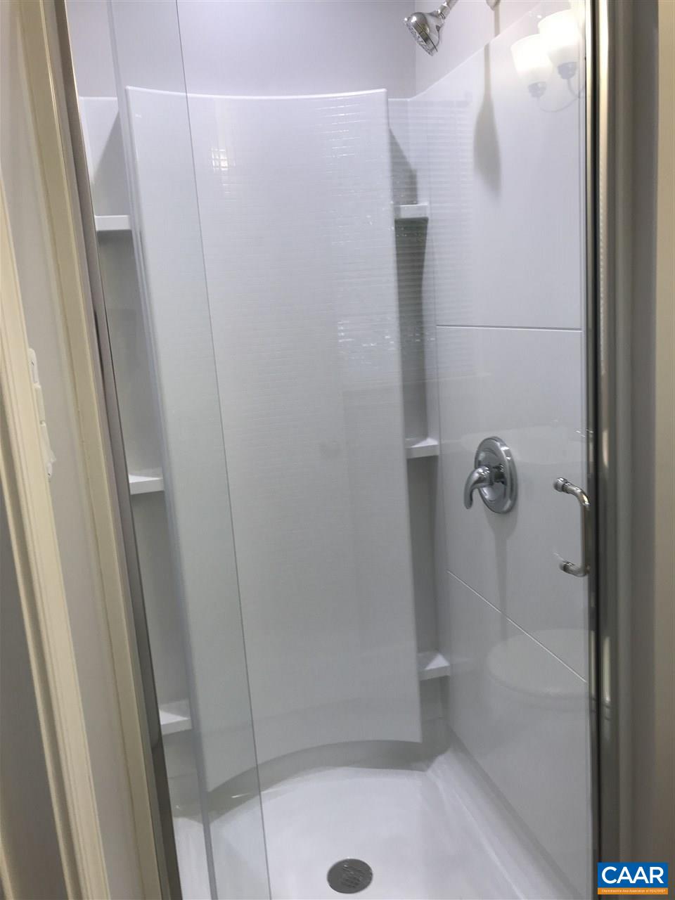 142 HESSIAN HILLS CIR Unit: 3