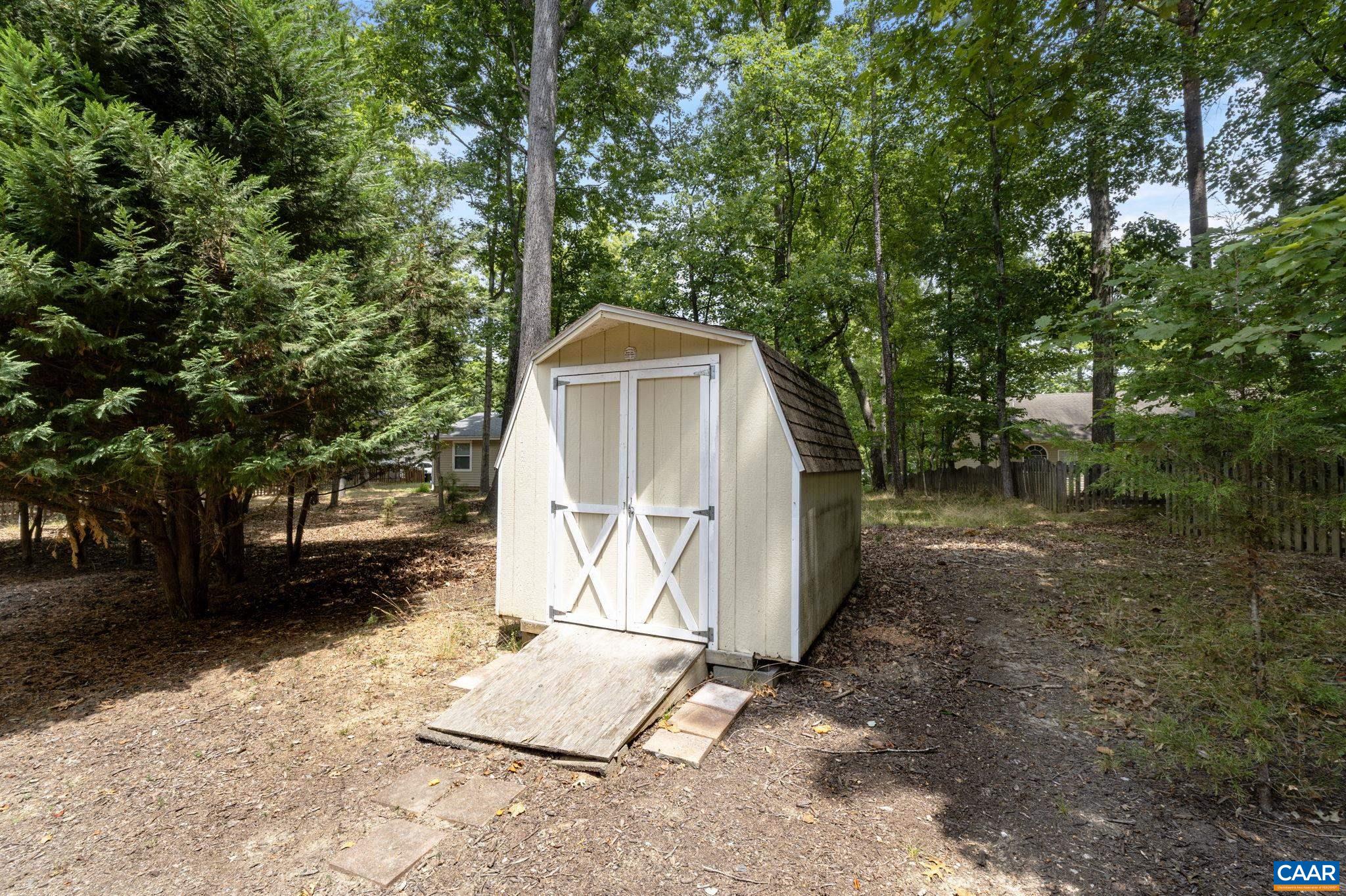 248 JEFFERSON DR