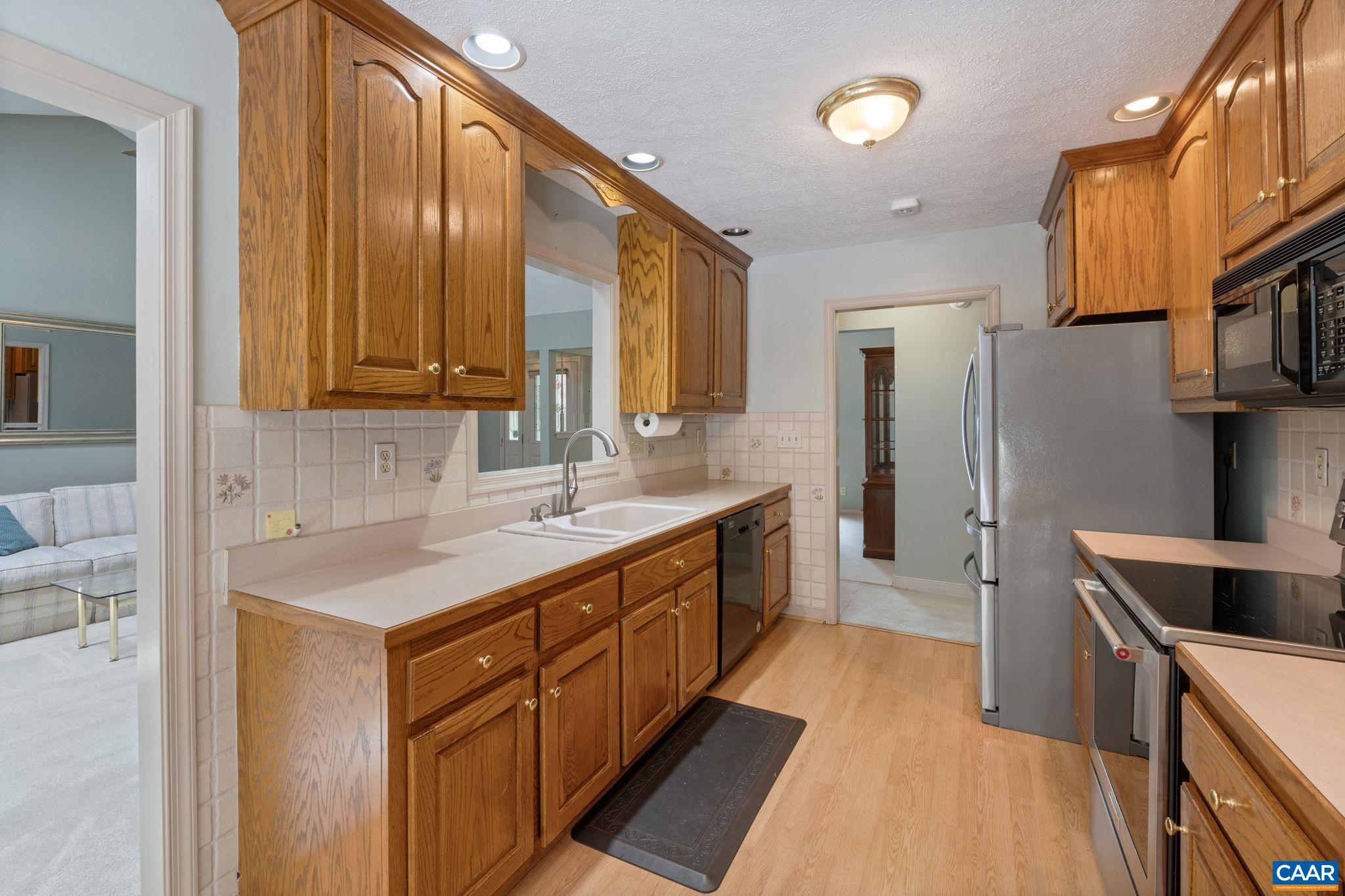248 JEFFERSON DR